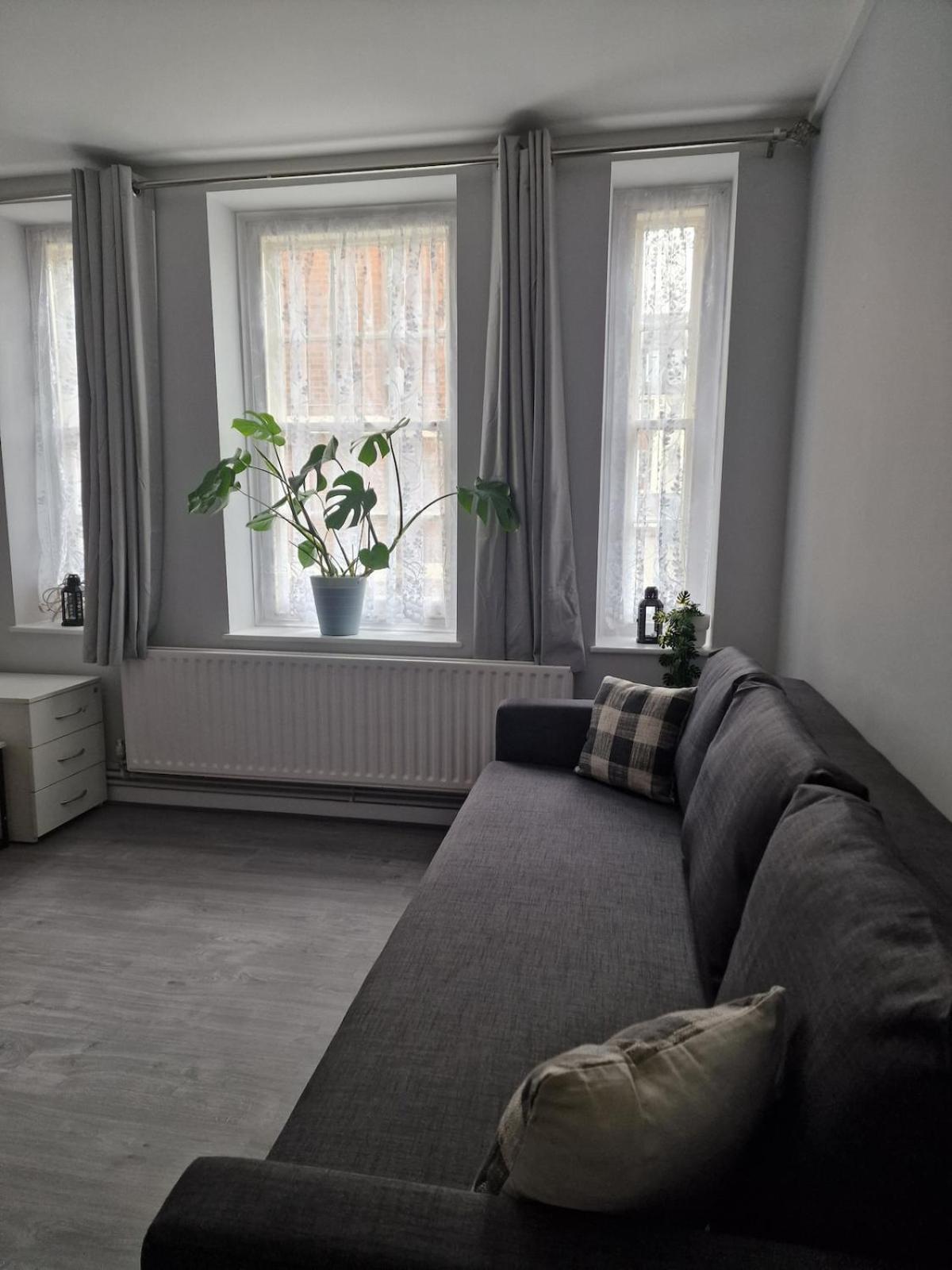 Stunning 3 Bedroom Flat close to Edgware Rd