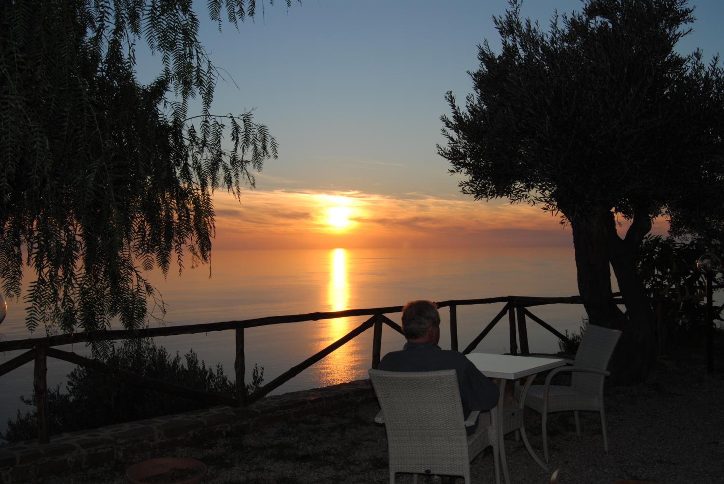 Casale Santa Rosalia Charme Villas and Rooms view 4