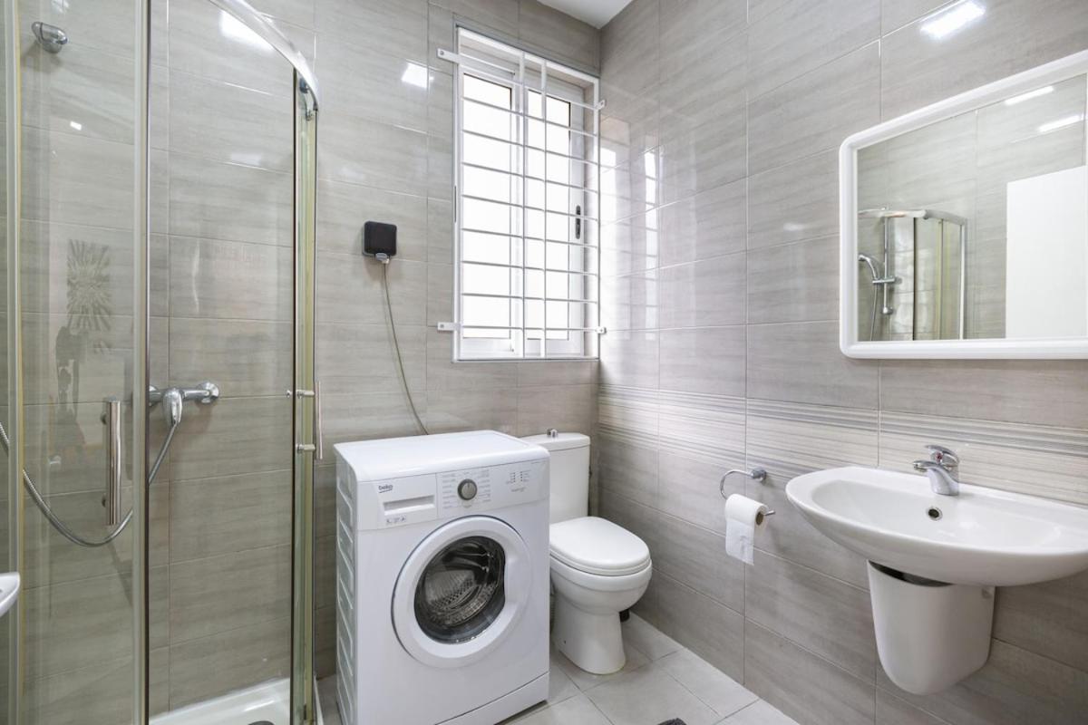 Sliema 2-bedroom apartment, 2 min by the sea