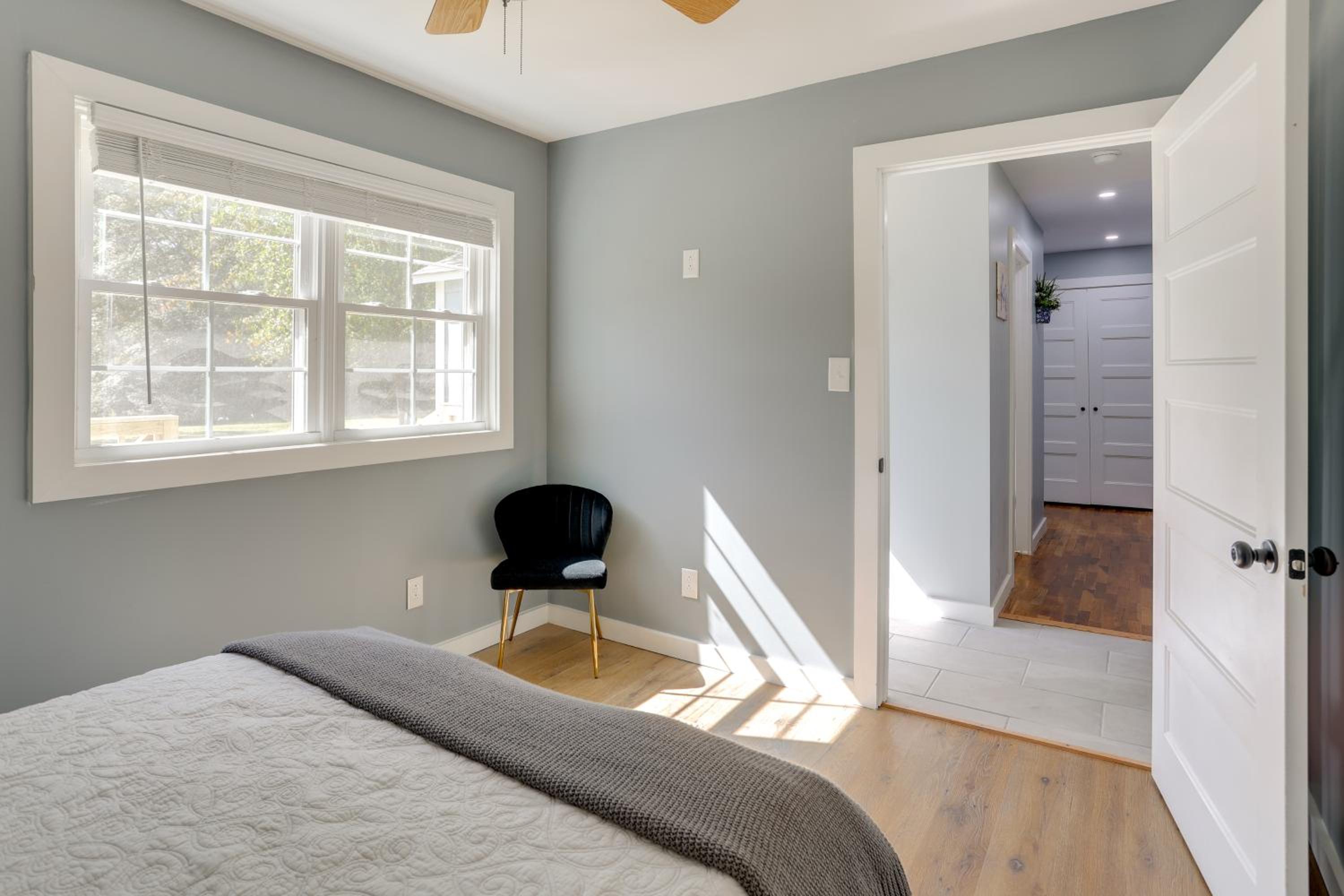 10 Mi to Tennessee River Blue Willow-Themed Home
