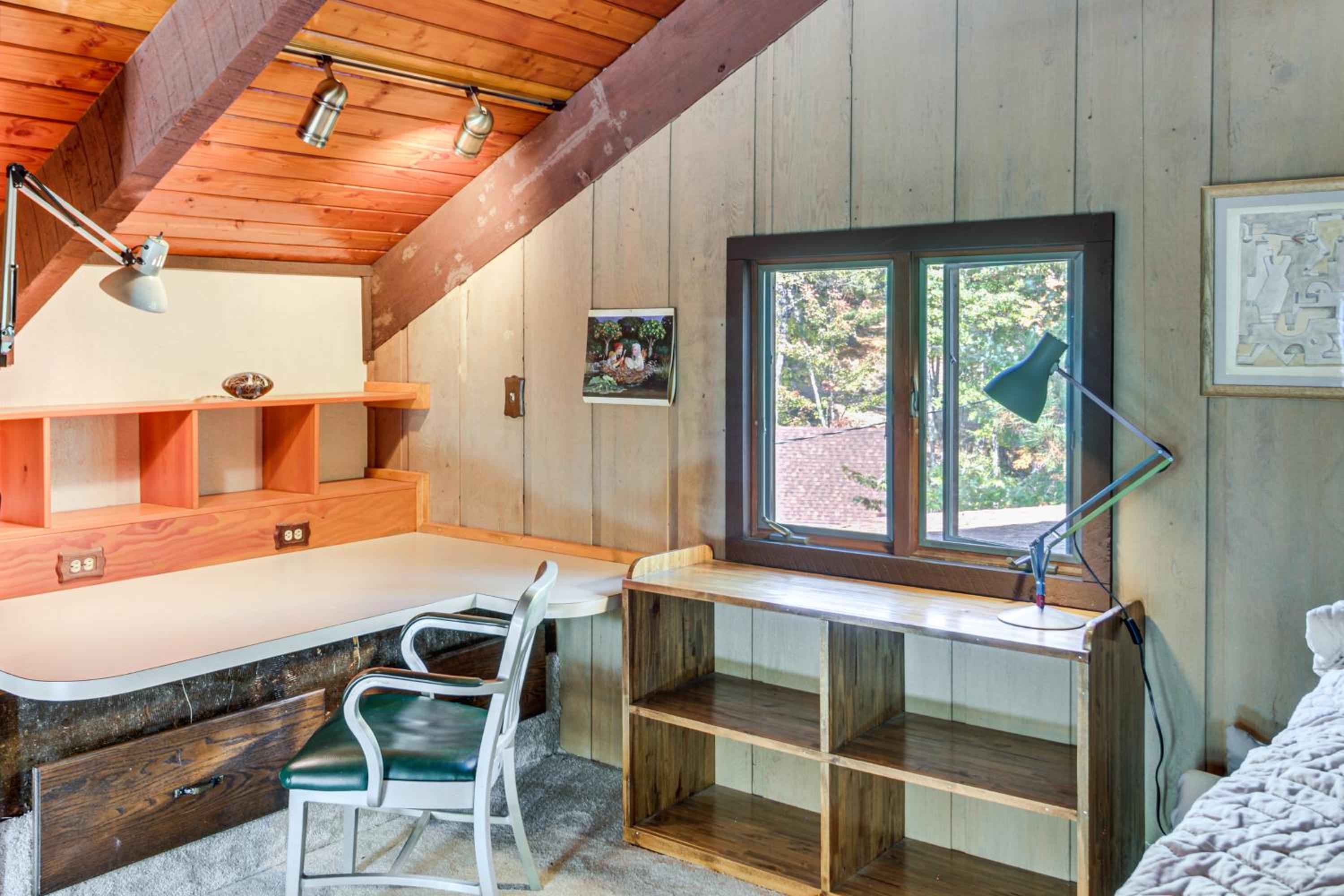 Less Than 1 Mi to Trails Wooded Home on Eagles Nest Lake!