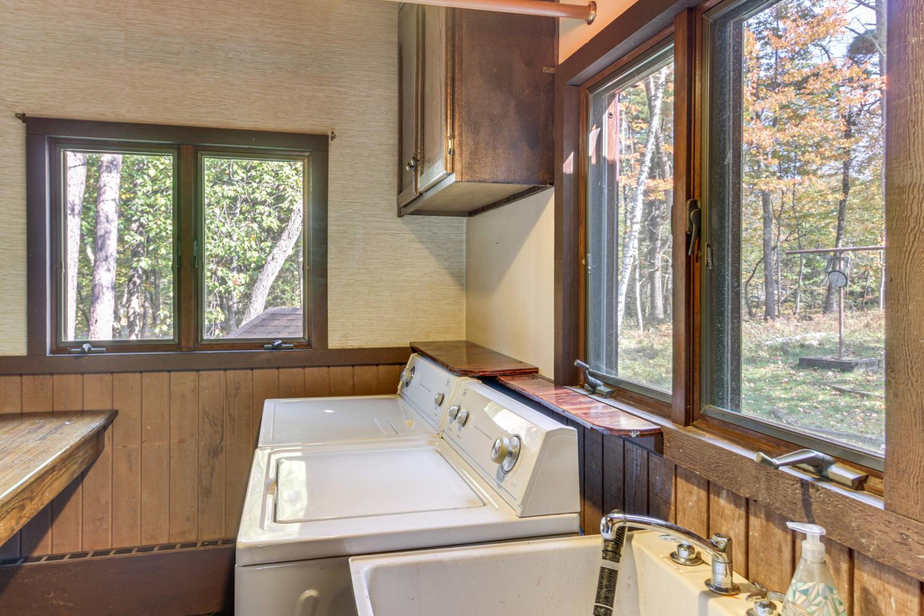Less Than 1 Mi to Trails Wooded Home on Eagles Nest Lake!