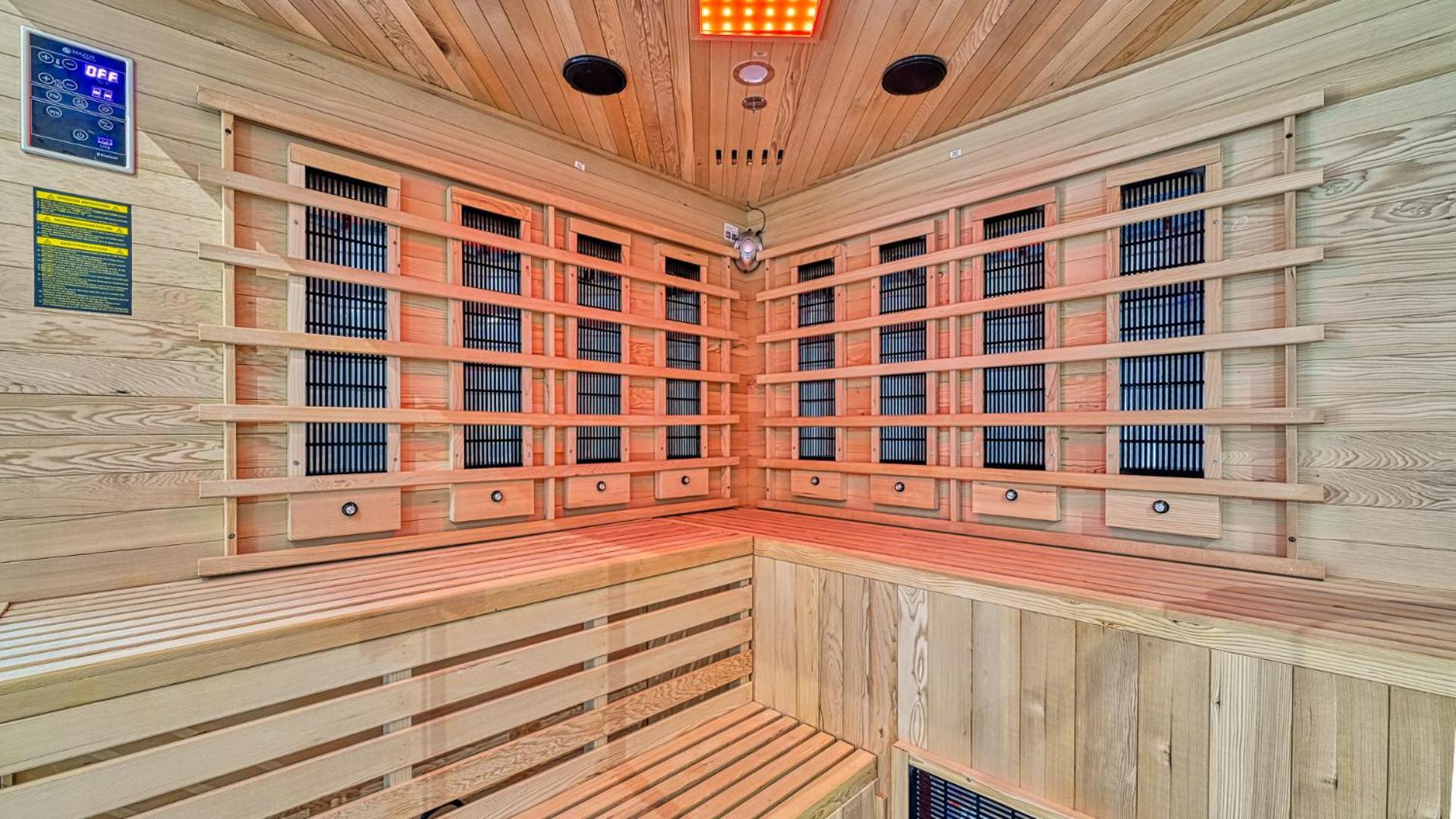 Apartament Superior z prywatną balią i ogrodem - Belle View & SPA - by Royal Aparts