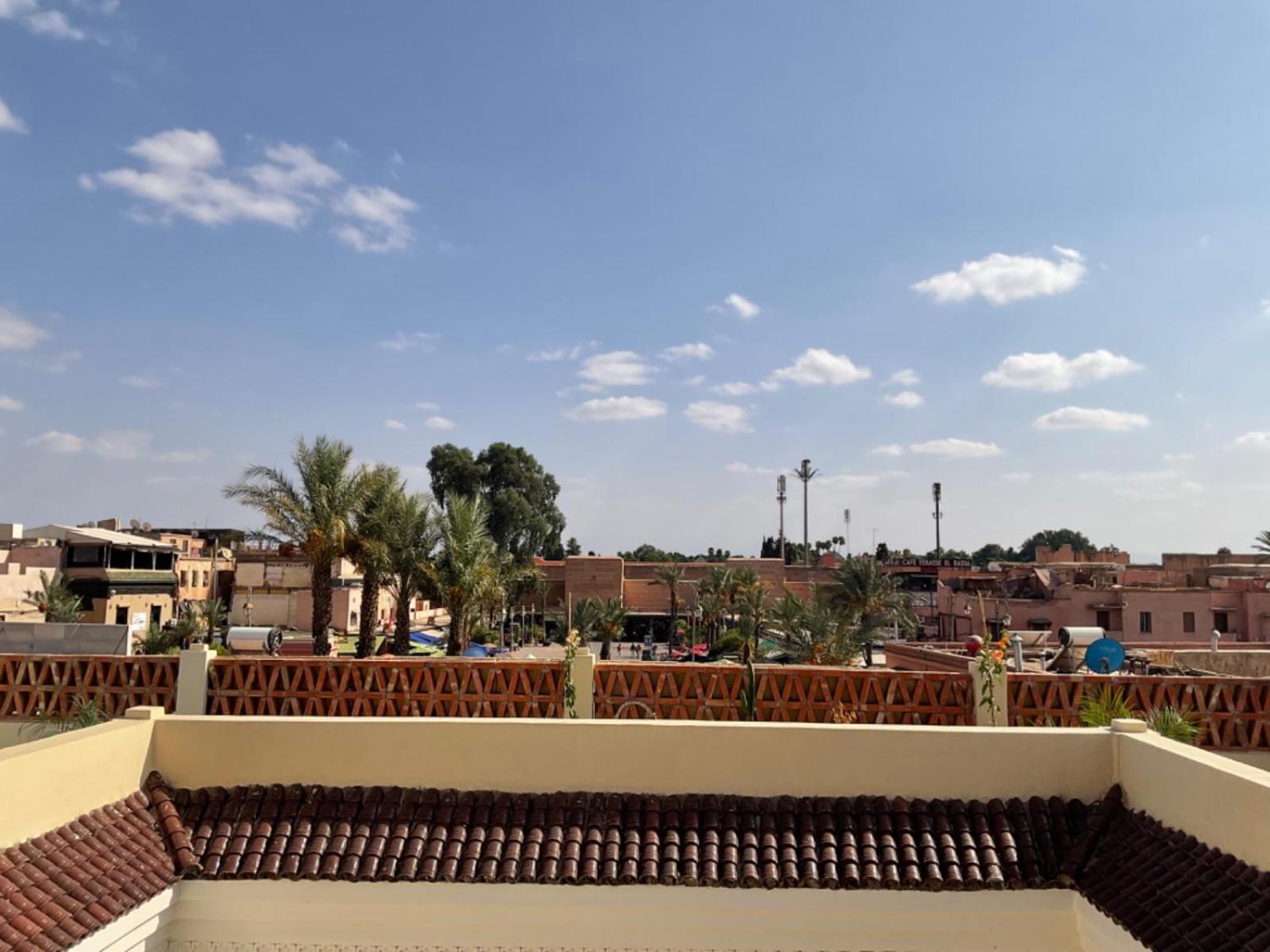 Riad Al Muhandiz Peaceful Duplex Suites near Jemaa El Fna