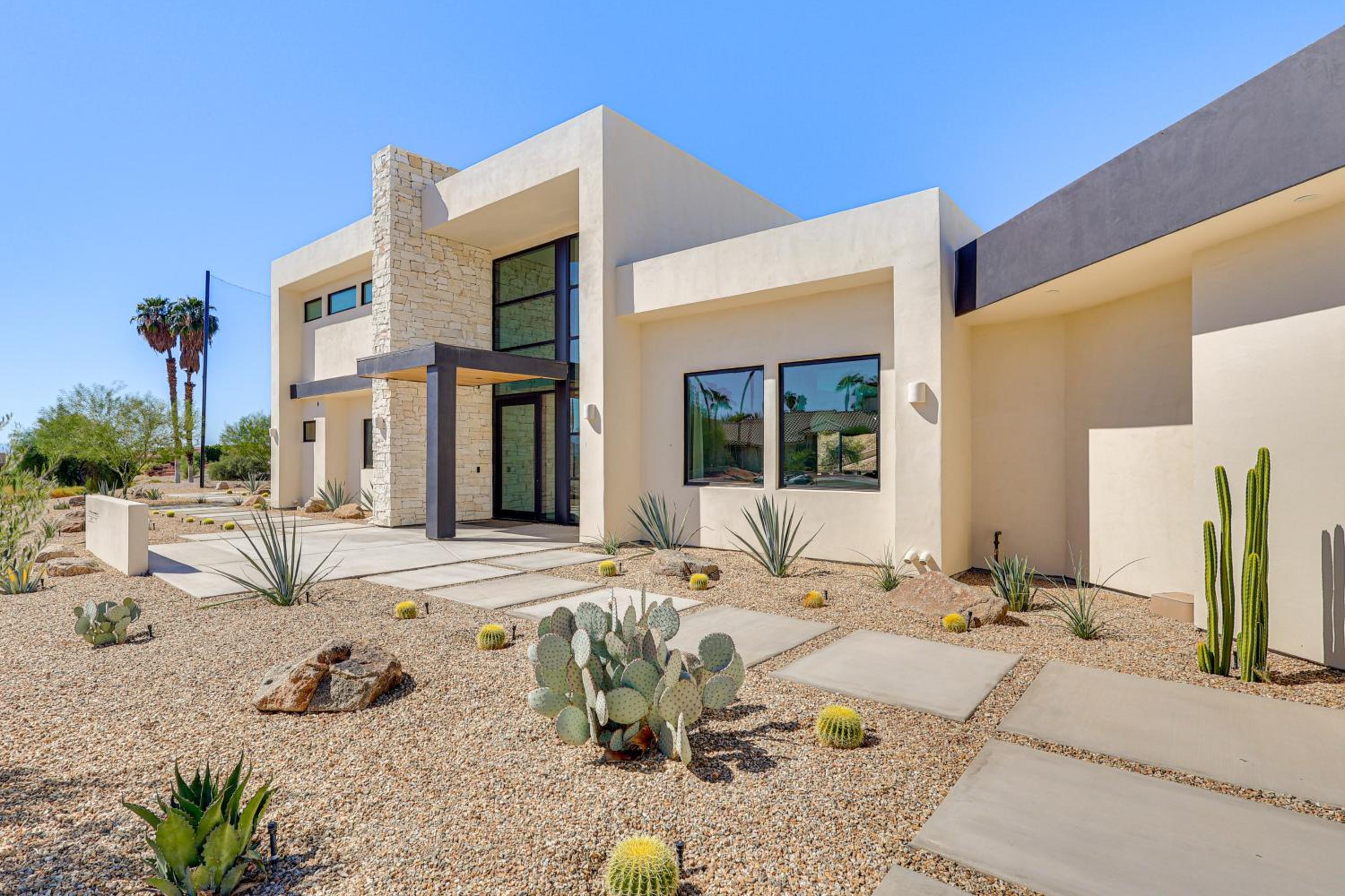 Luxurious Getaway on Lake Havasu Golf Course!