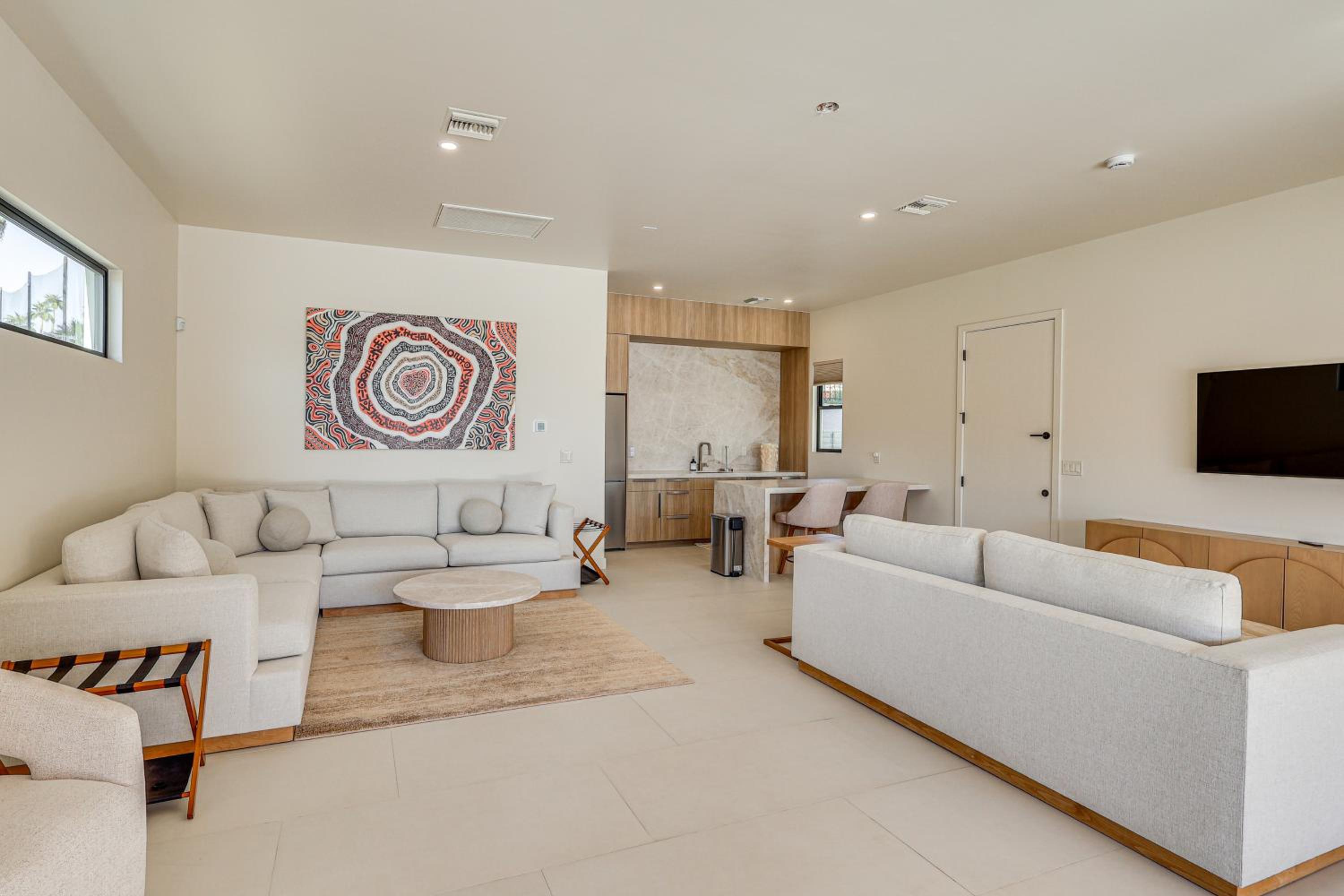 Luxurious Getaway on Lake Havasu Golf Course!