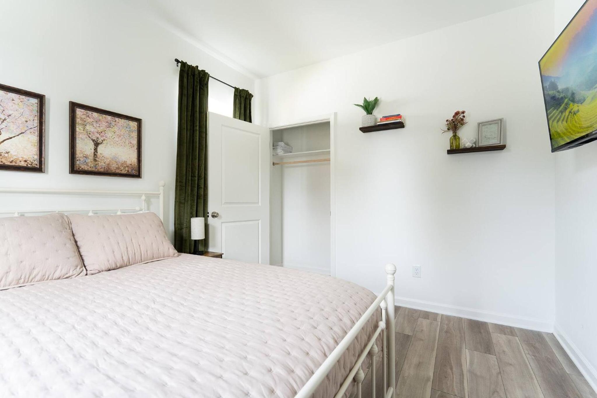 3 Bed 2 Bath Pet Friendly Near Fairgrounds