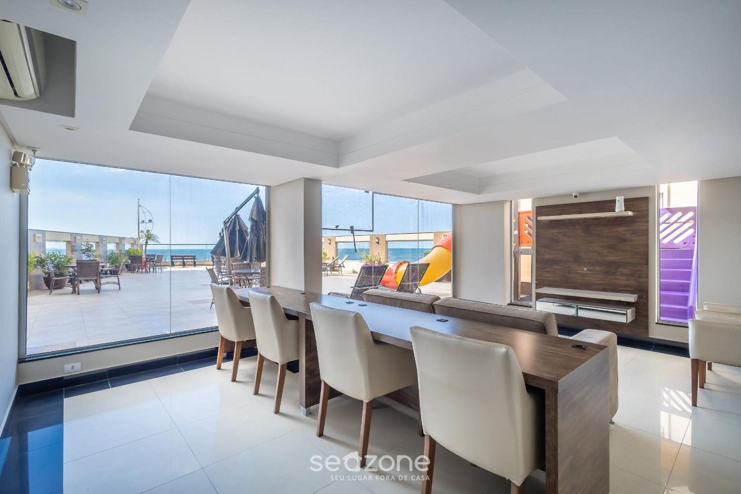 Your stay by the seaside in the best location of BC - CETs
