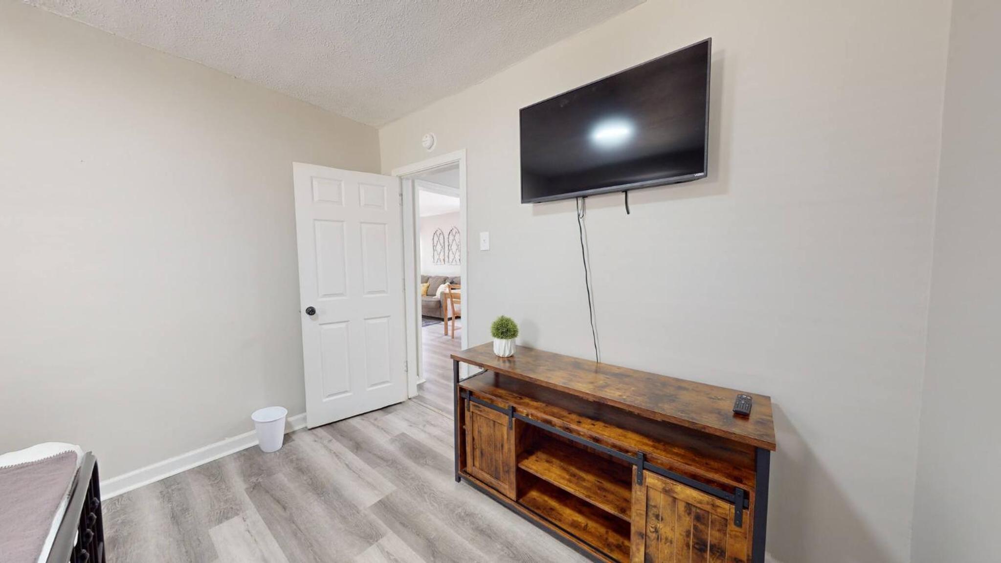 3 Bed 2 bath Pet Friendly in Historic Bates Hendricks