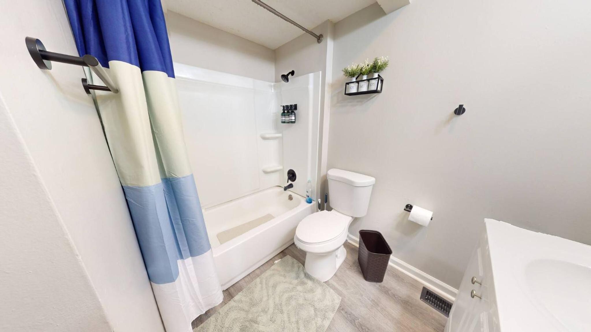 3 Bed 2 bath Pet Friendly in Historic Bates Hendricks