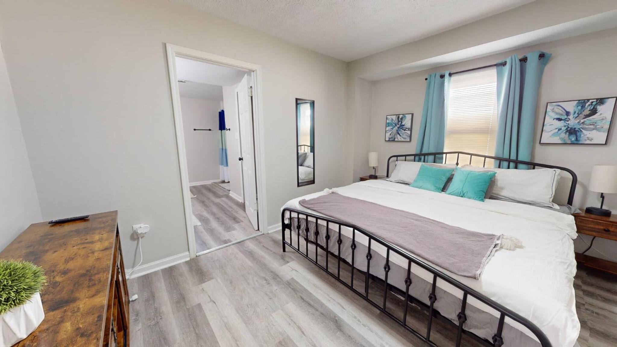 3 Bed 2 bath Pet Friendly in Historic Bates Hendricks