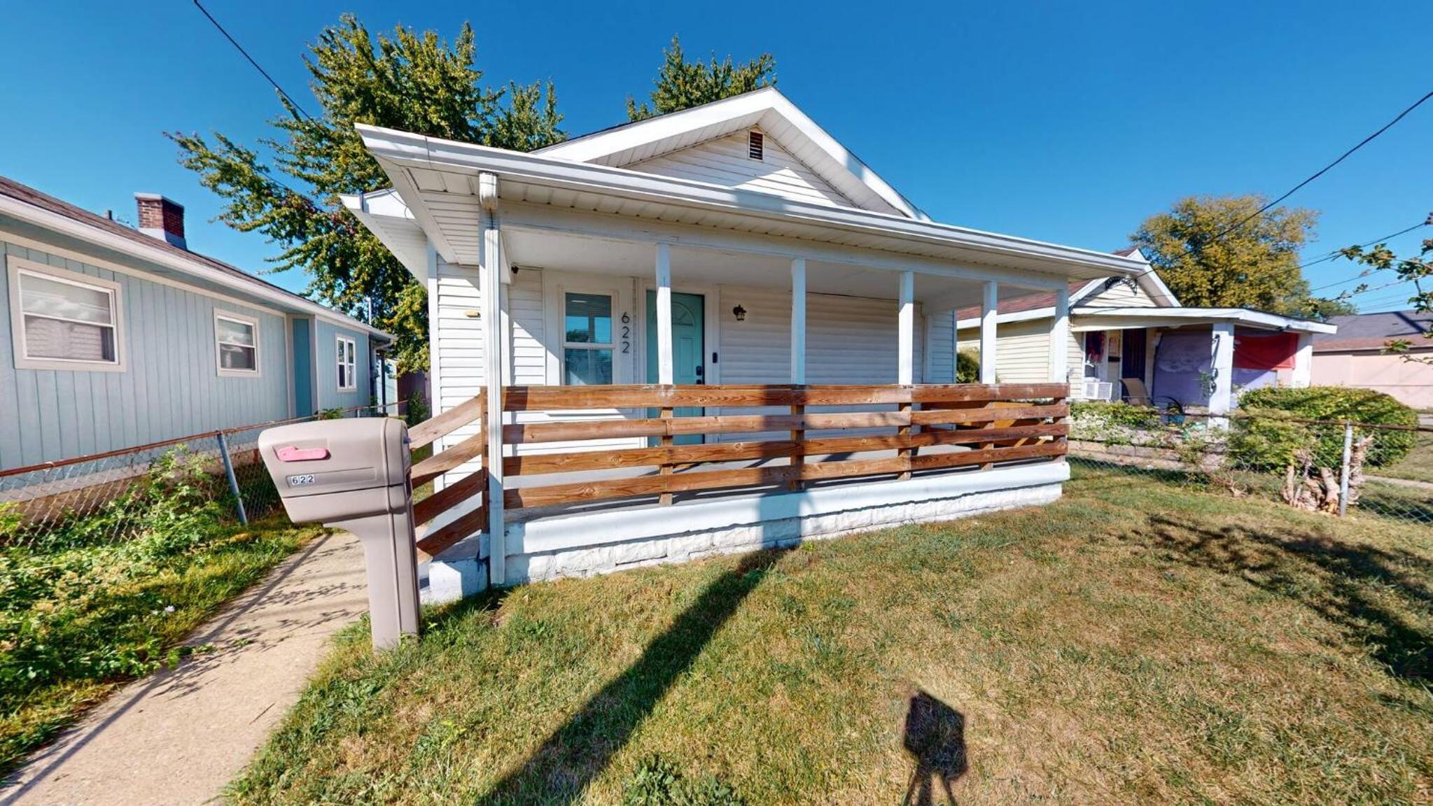 3 Bed 2 bath Pet Friendly in Historic Bates Hendricks