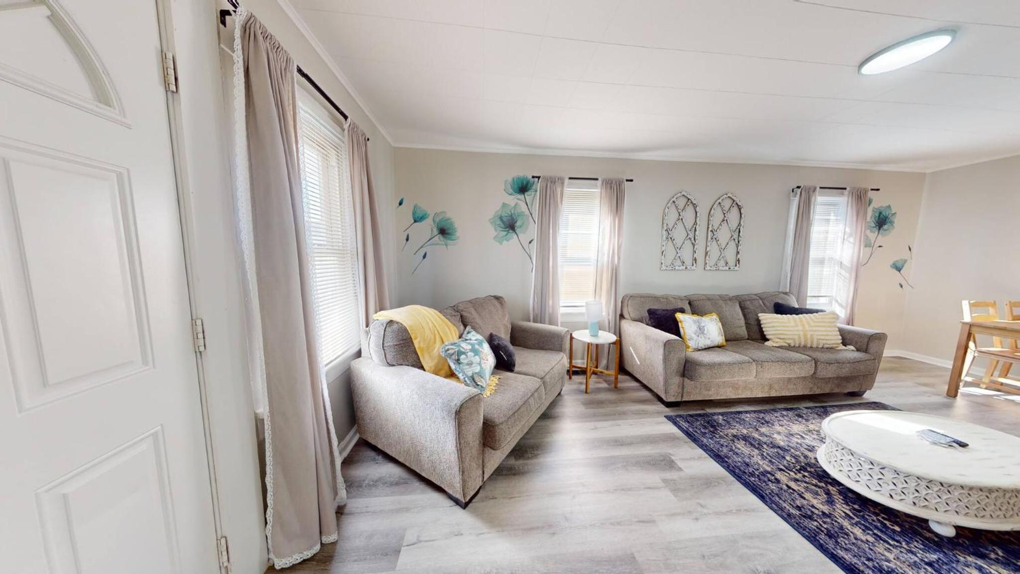 3 Bed 2 bath Pet Friendly in Historic Bates Hendricks