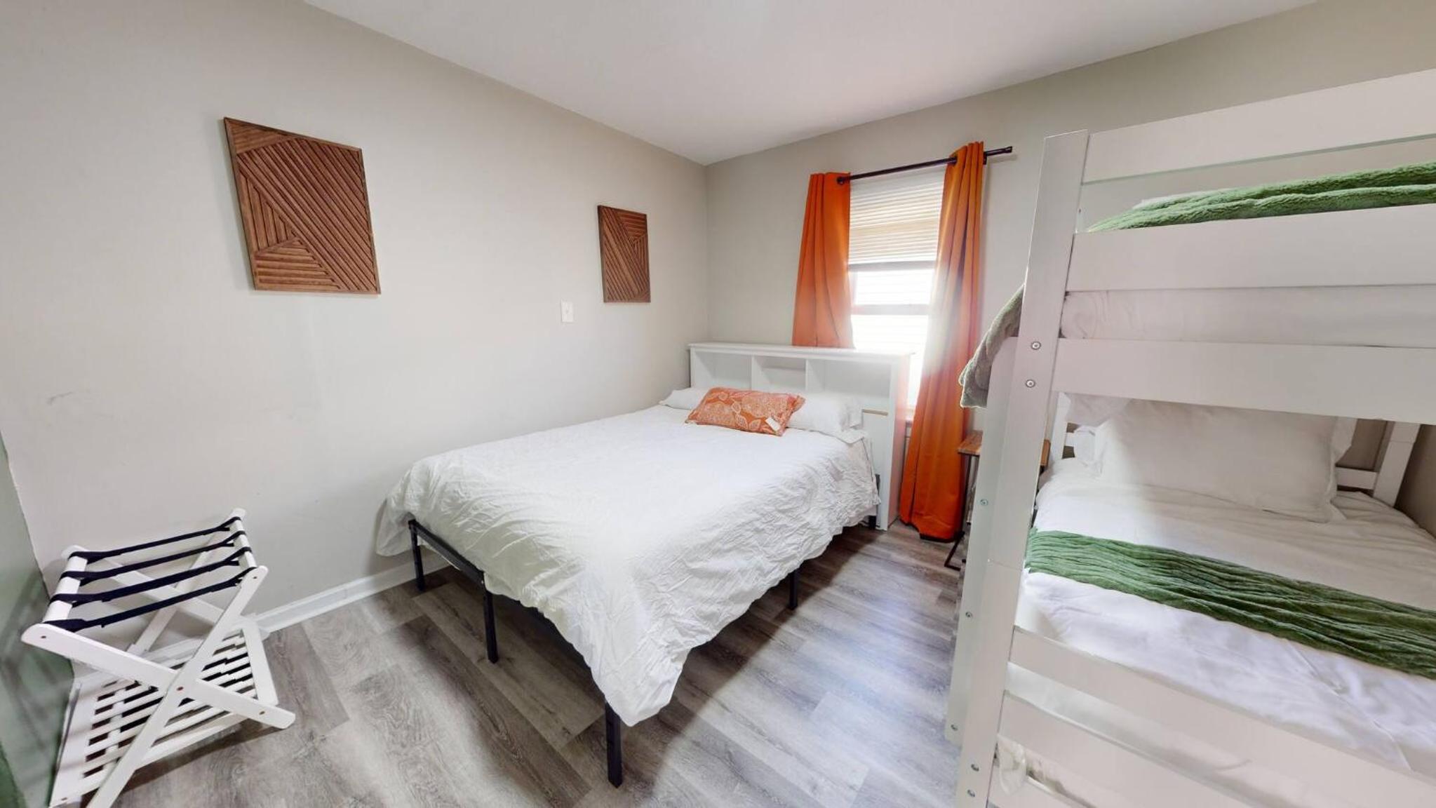 3 Bed 2 bath Pet Friendly in Historic Bates Hendricks