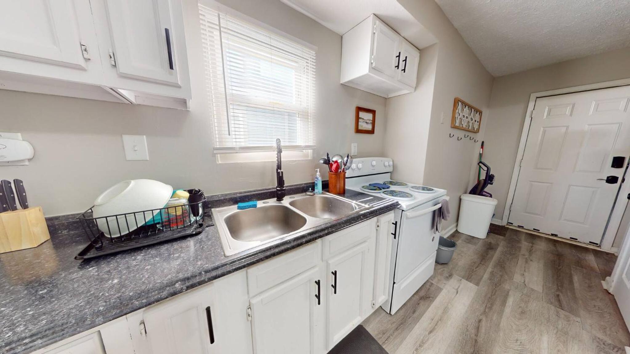 3 Bed 2 bath Pet Friendly in Historic Bates Hendricks