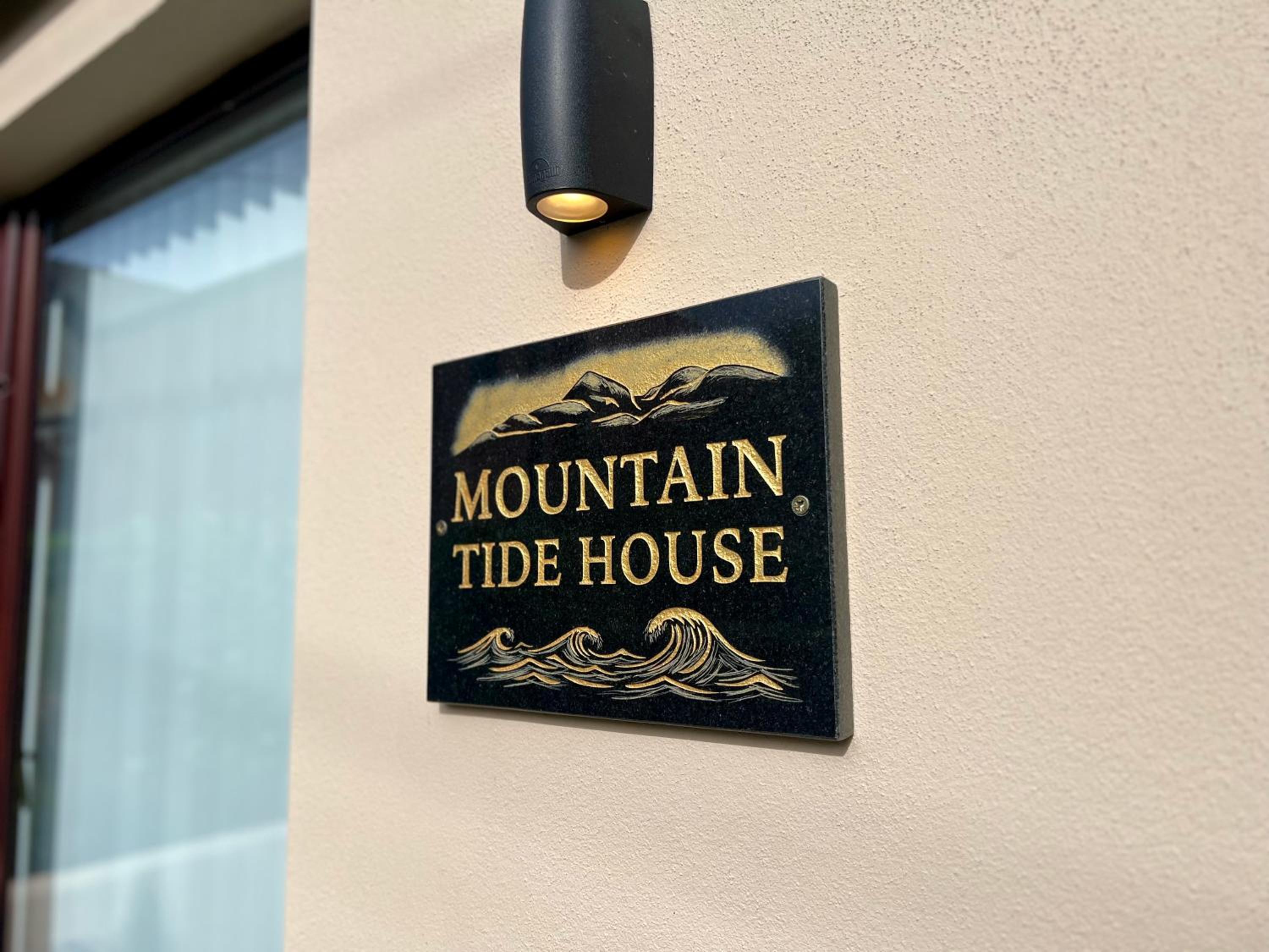 Mountain Tide House