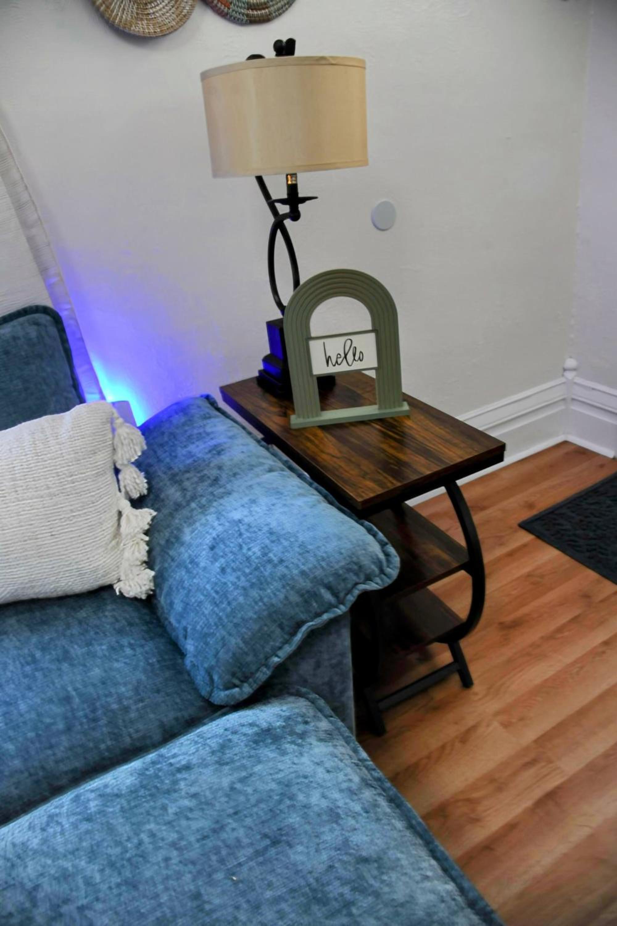 3 Bed Bath with yard and Fire Pit- Charming Small Town Exploring