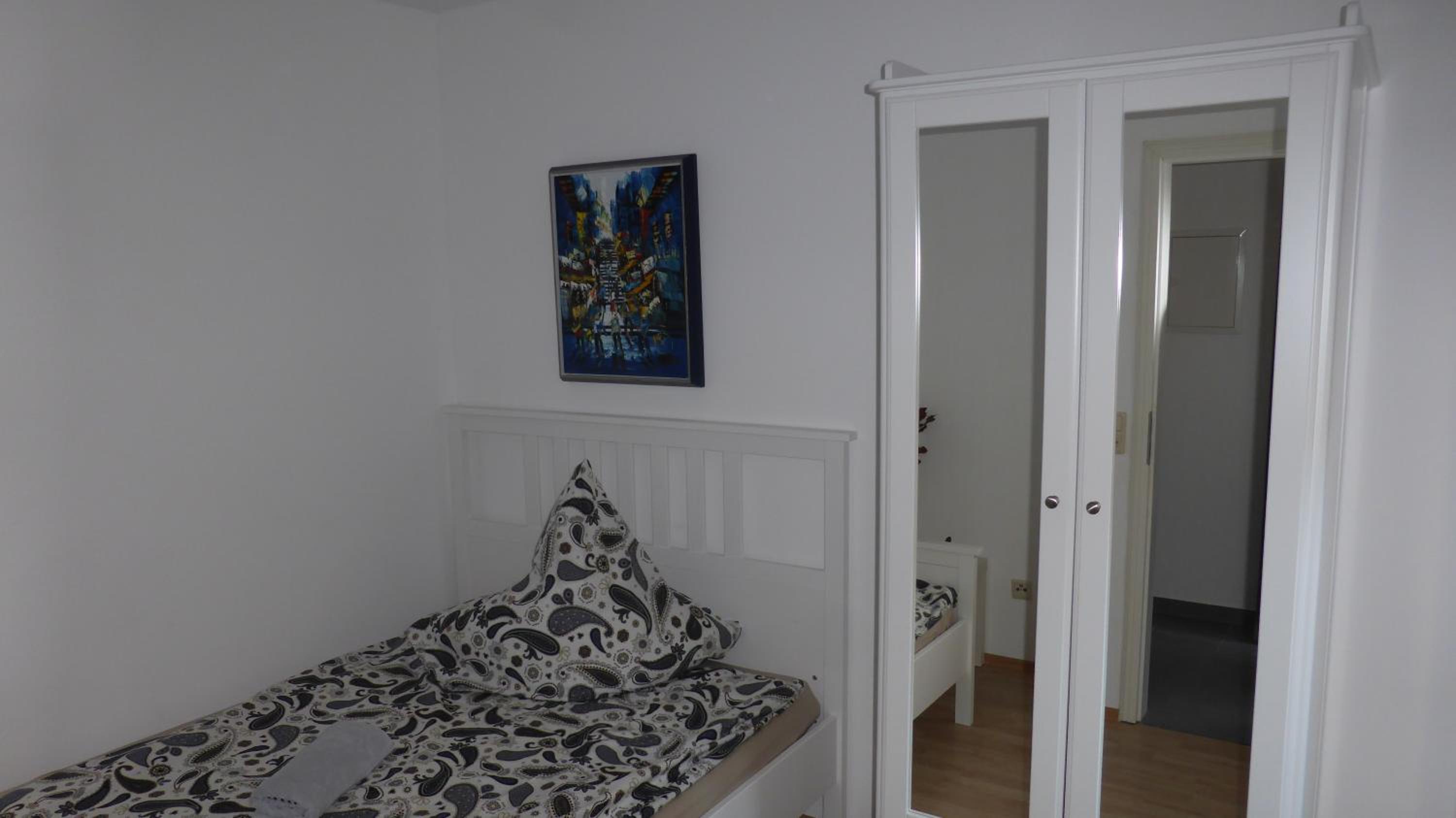 Photo 33