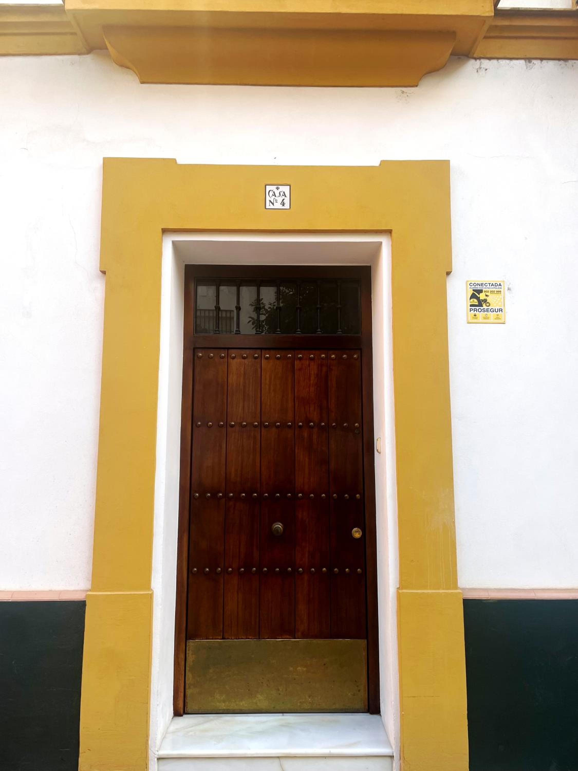 Santa Cruz - Luxurious City Center Boutique Apartment - FREE PARKING