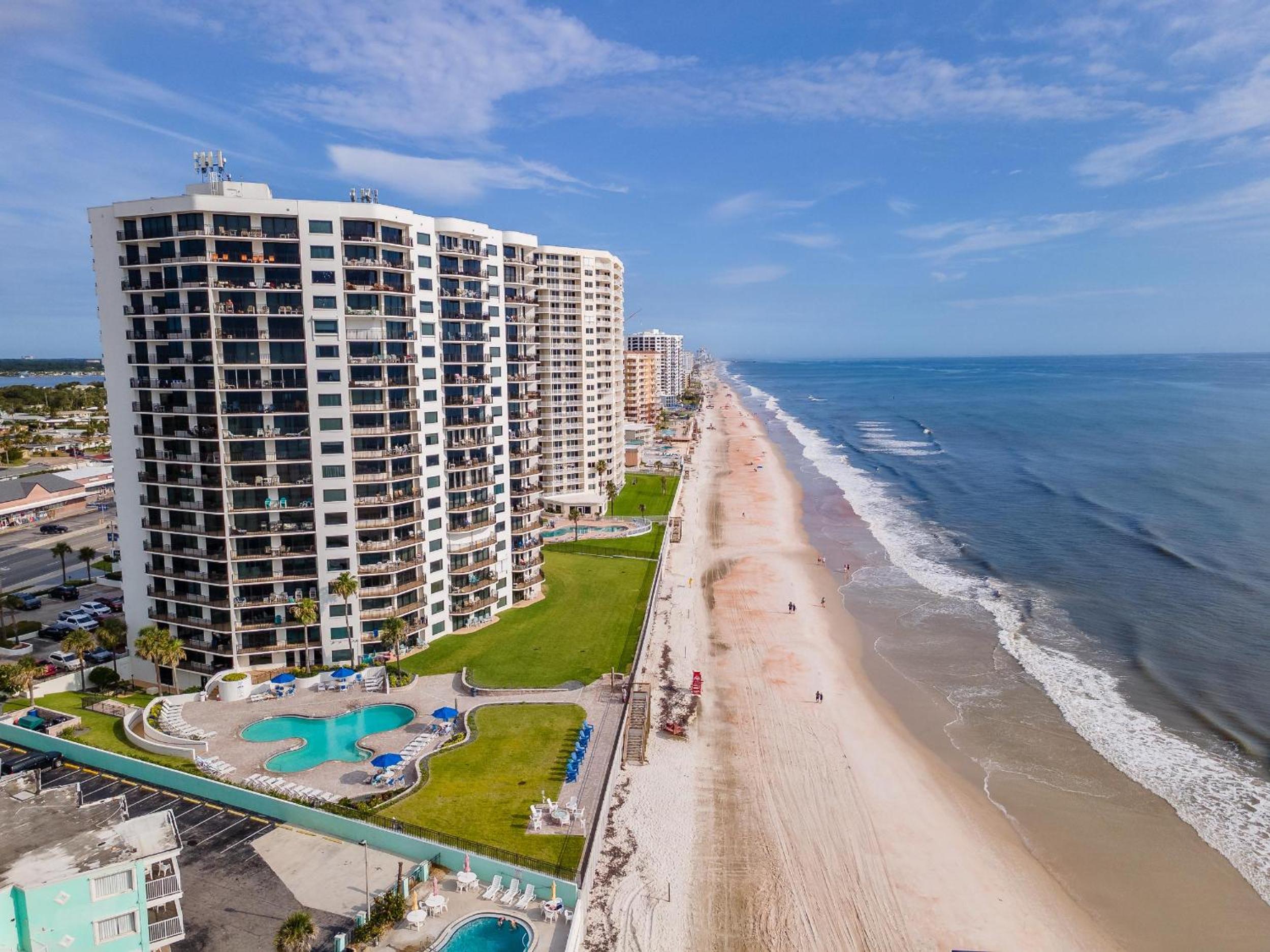Sherwin Condominium 1702