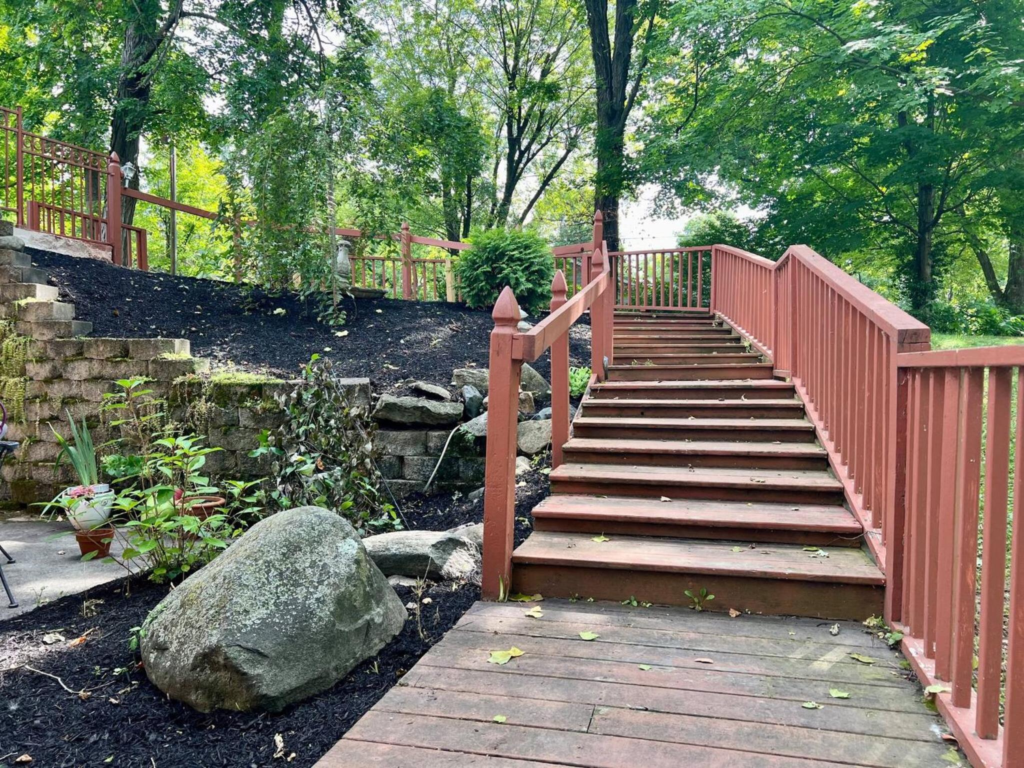 4Bedroom 2 Bath Home in Arts District-Smoky Row A Duplex