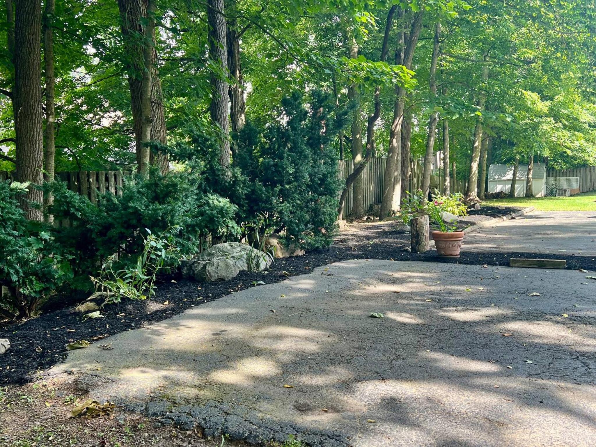 4Bedroom 2 Bath Home in Arts District-Smoky Row A Duplex
