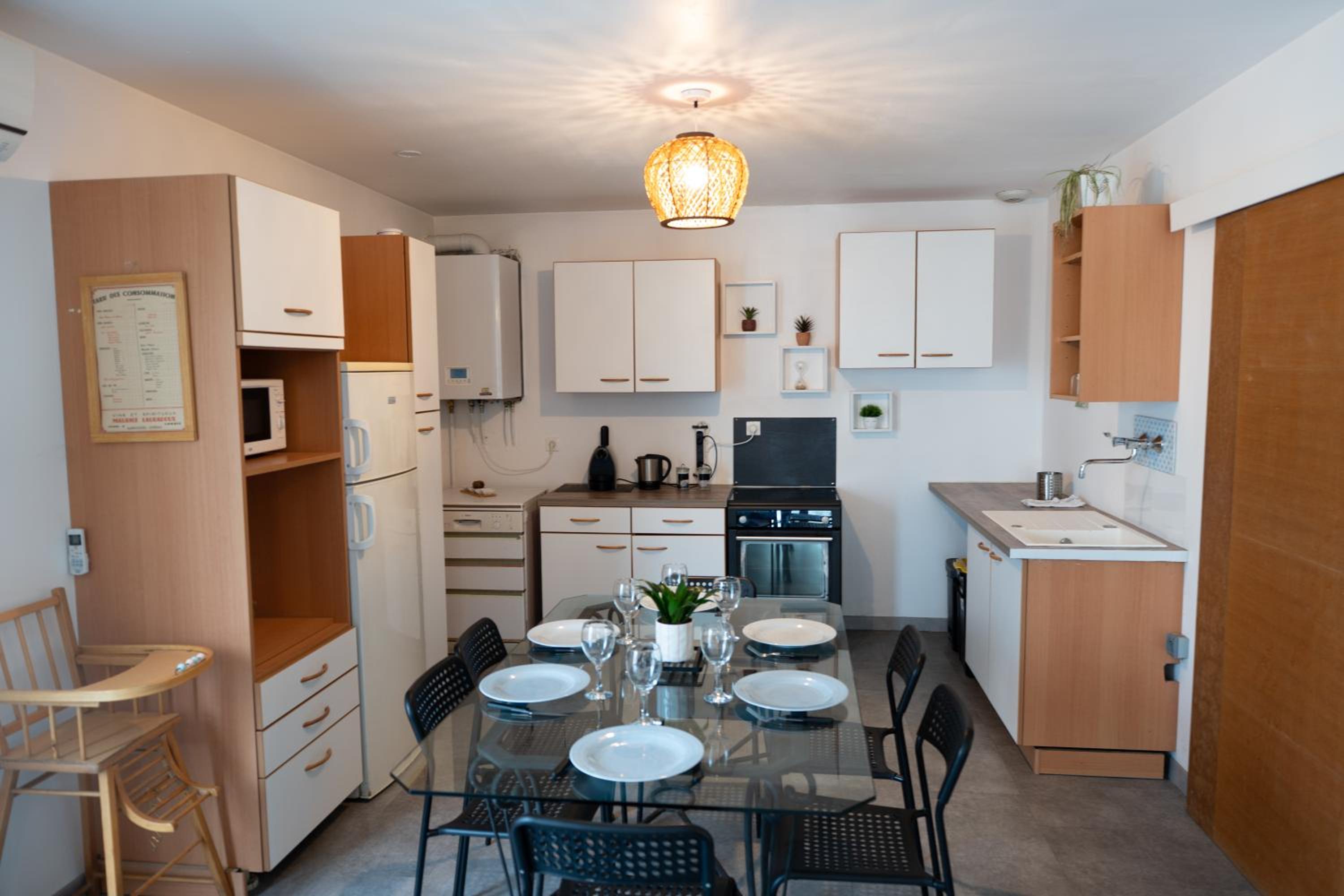 Le grand appartement, parking privé