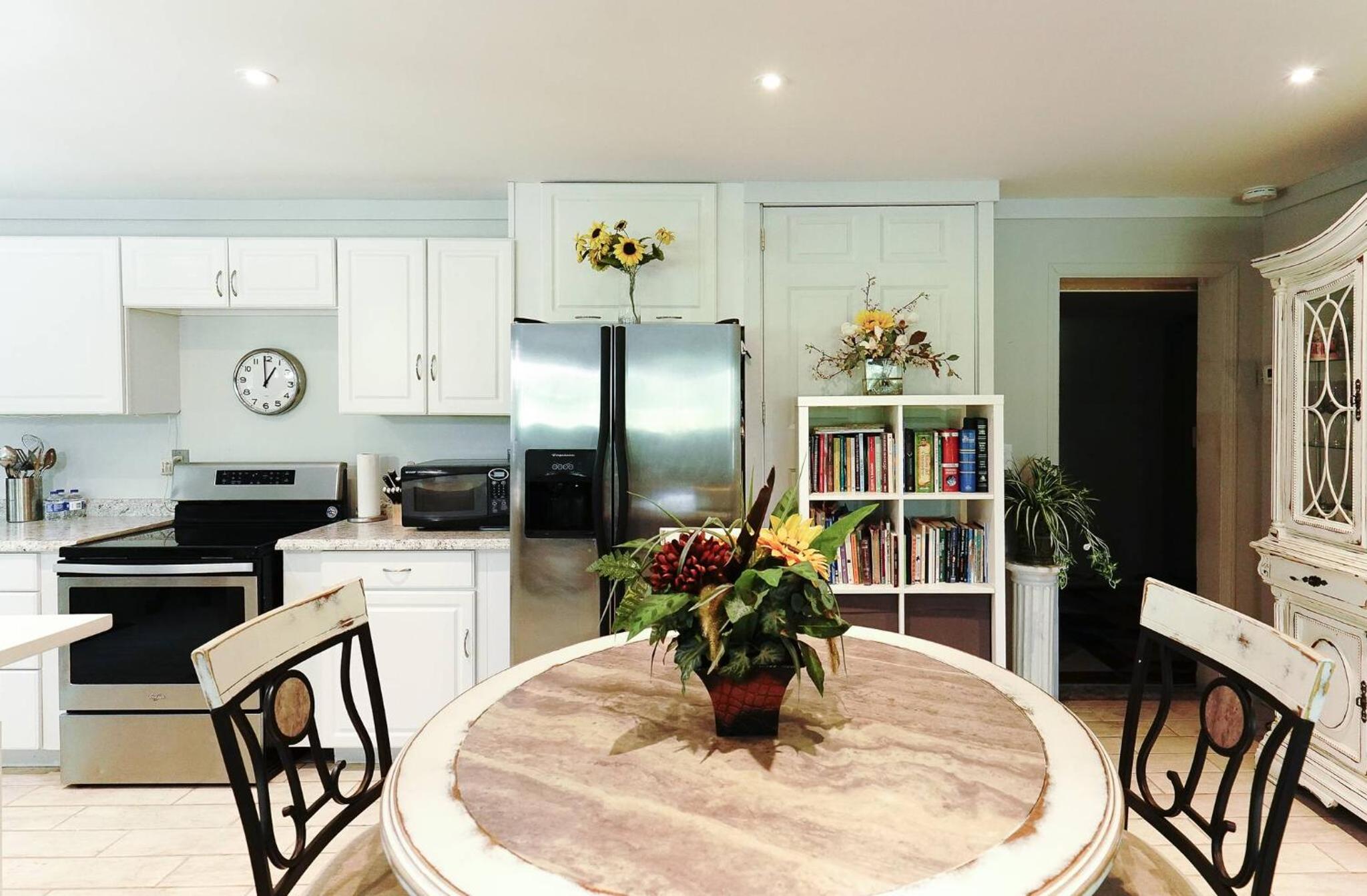 Fully Furnished Private Basement Apartment in Carmel