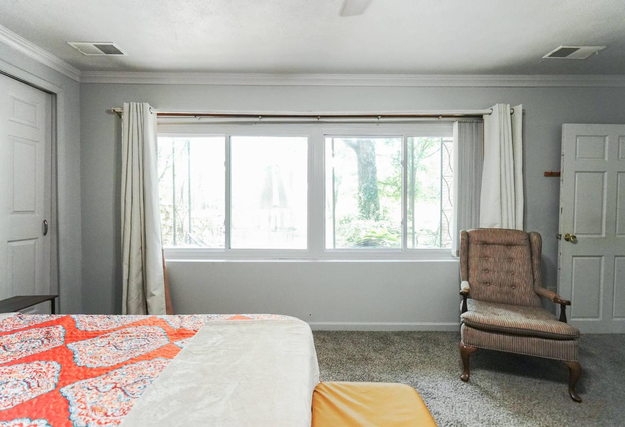 Fully Furnished Private Basement Apartment in Carmel