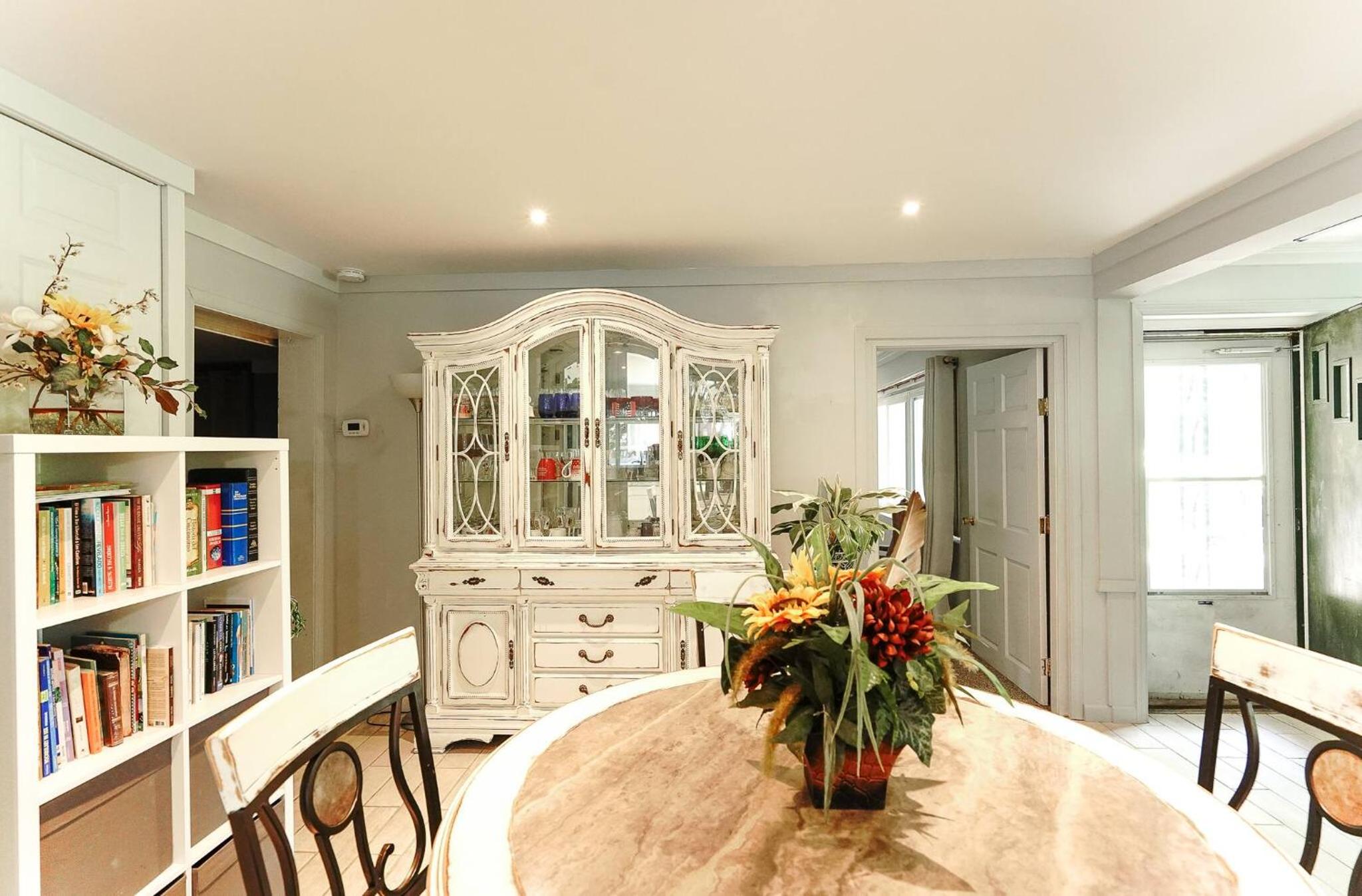 Fully Furnished Private Basement Apartment in Carmel