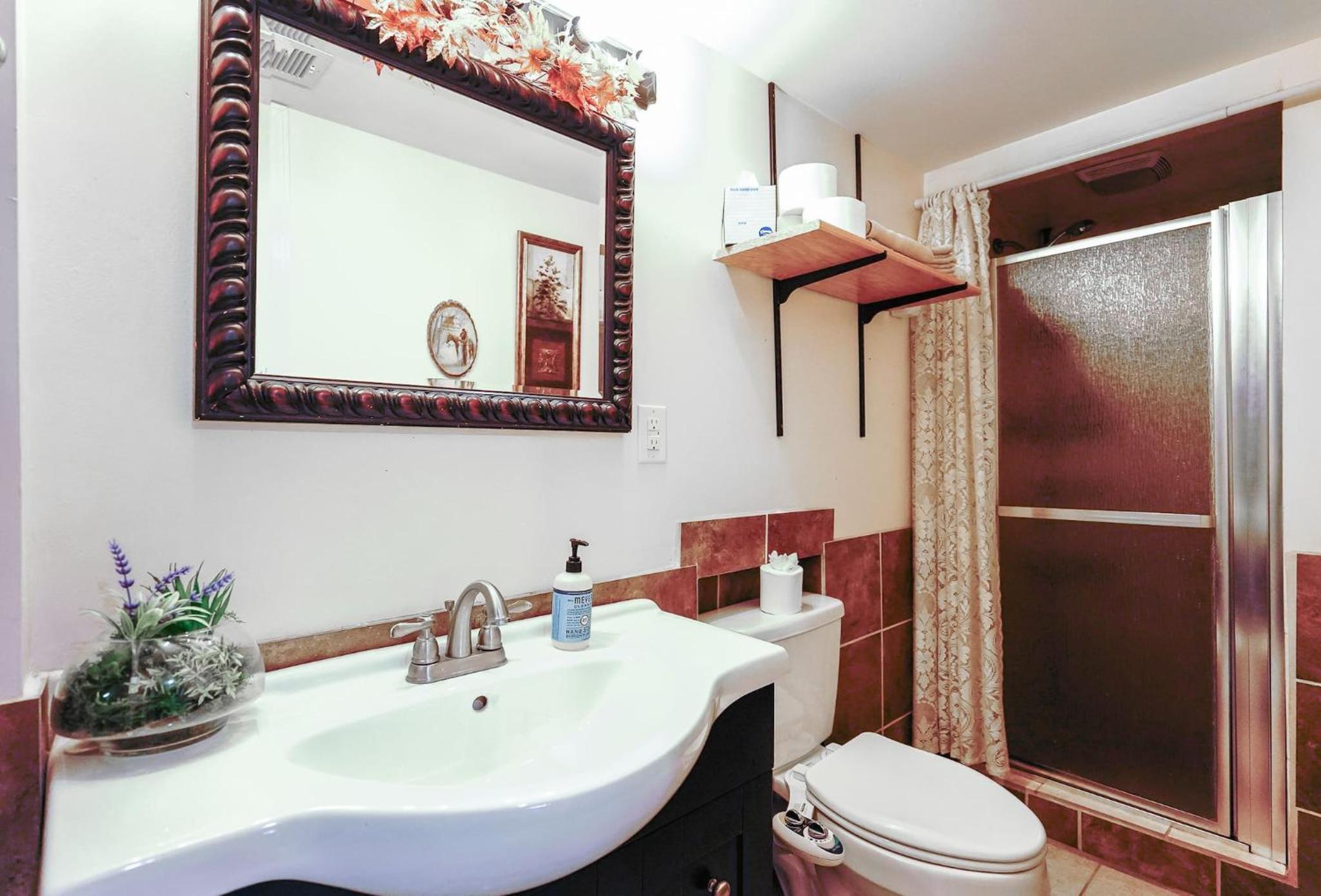 Fully Furnished Private Basement Apartment in Carmel