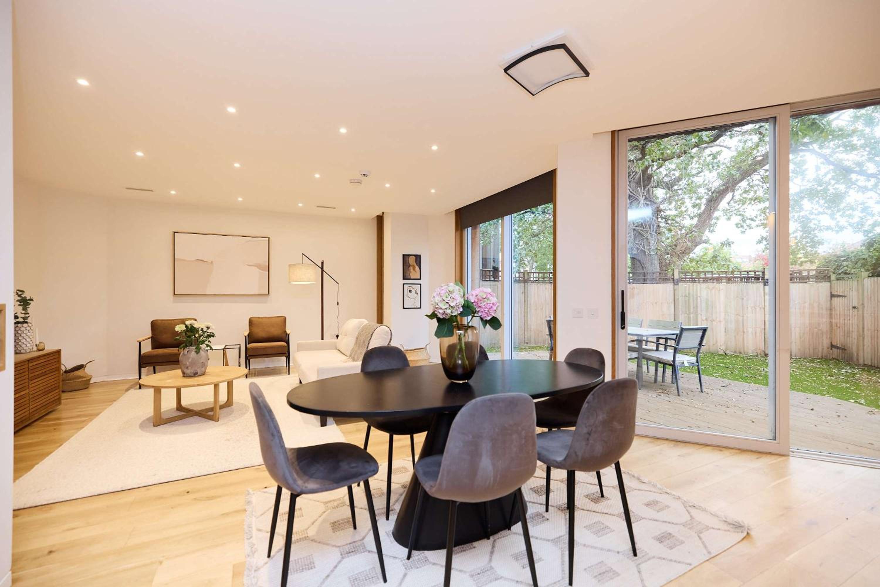 Mill Hill Mews Home with Garden