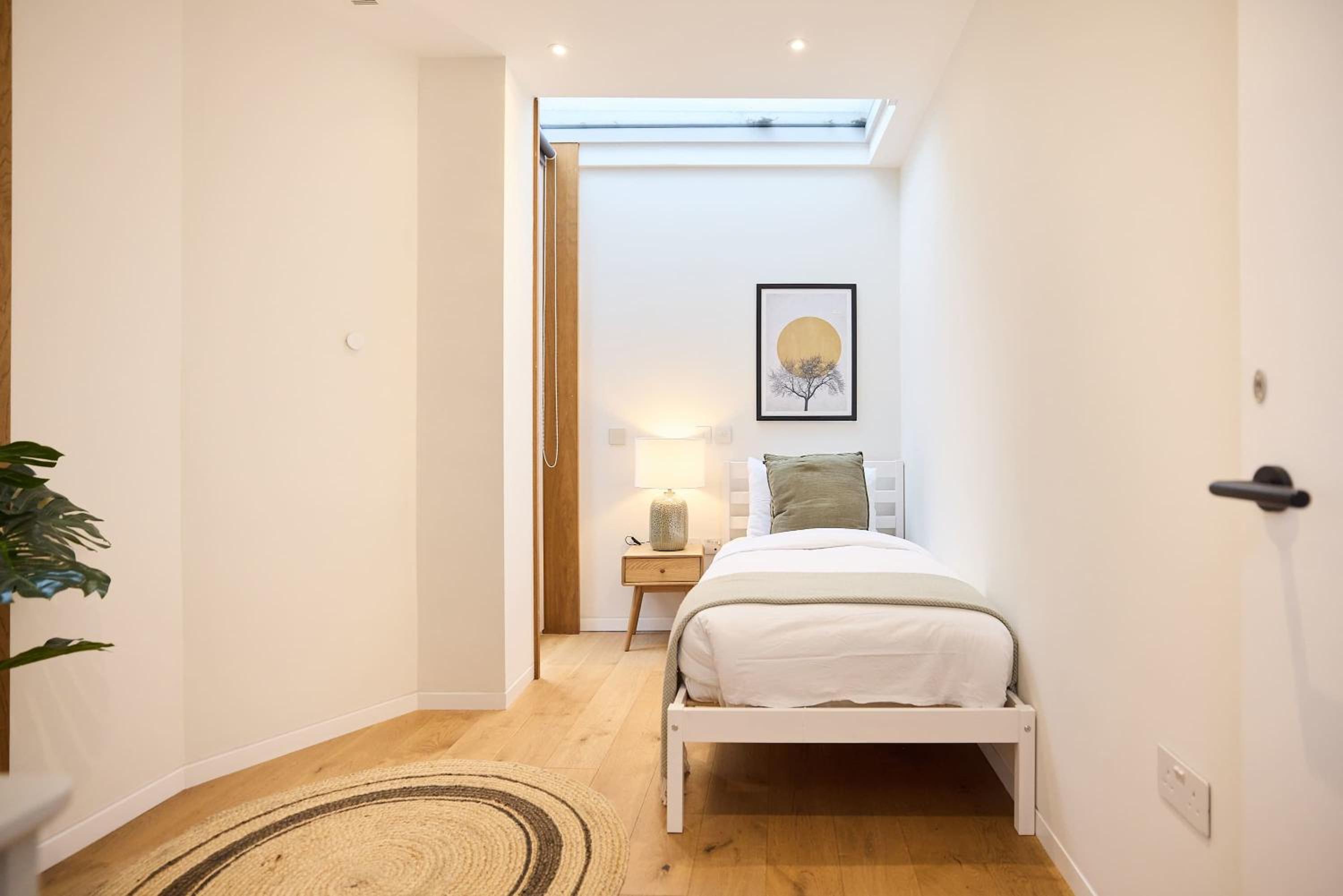 Mill Hill Mews Home with Garden