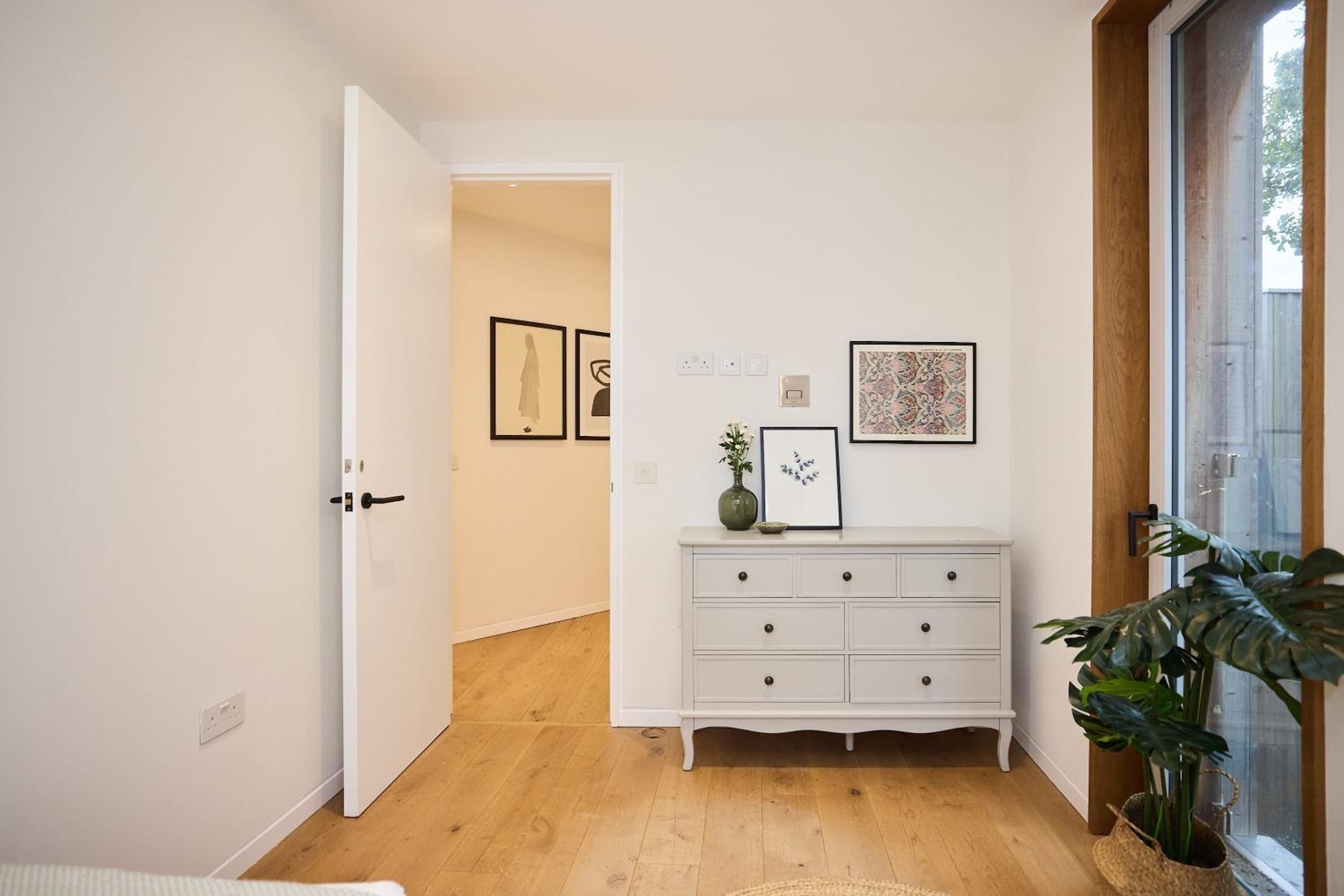 Mill Hill Mews Home with Garden