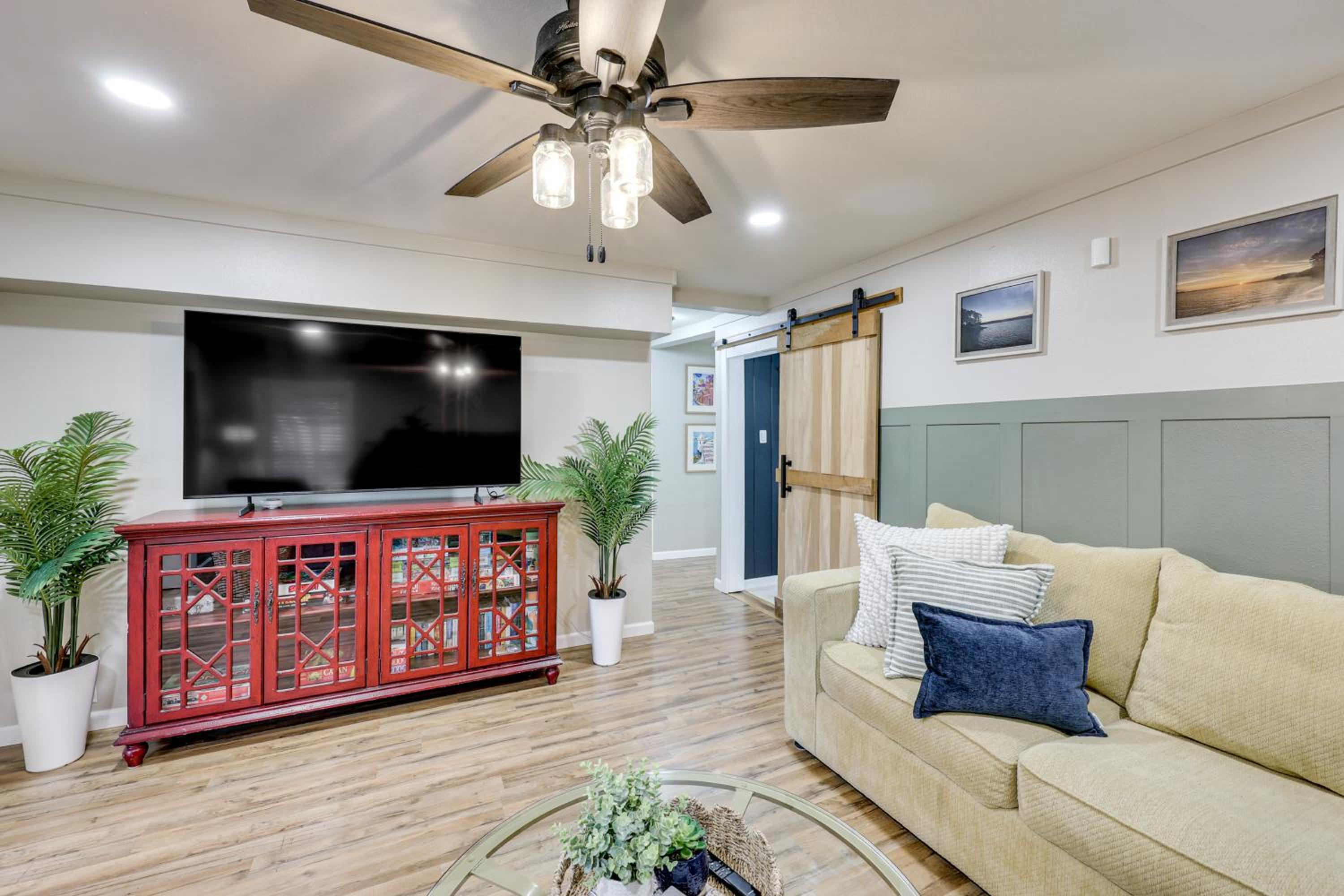 On-Site Creek and Spacious Yard Family Gem in Royal
