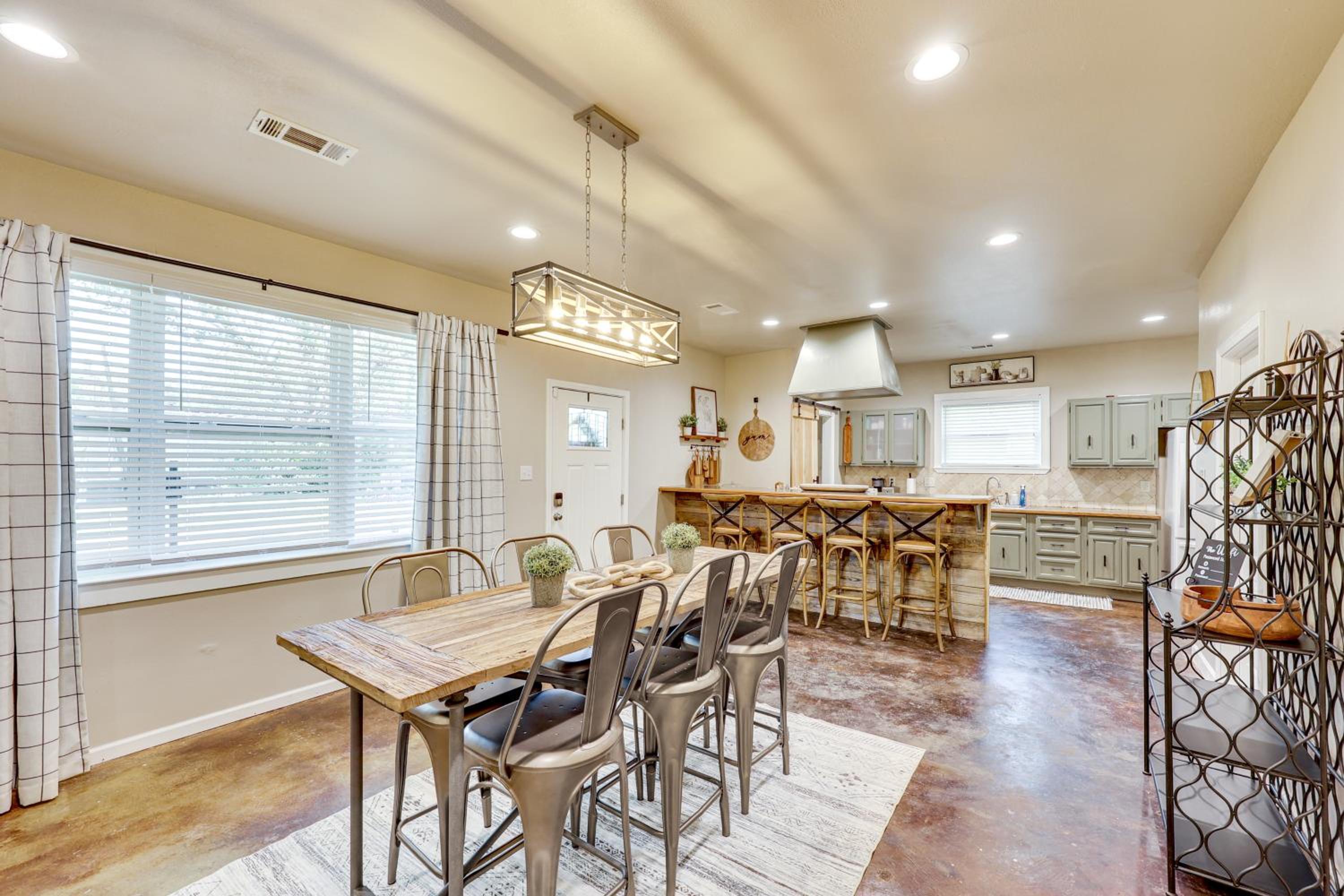 On-Site Creek and Spacious Yard Family Gem in Royal