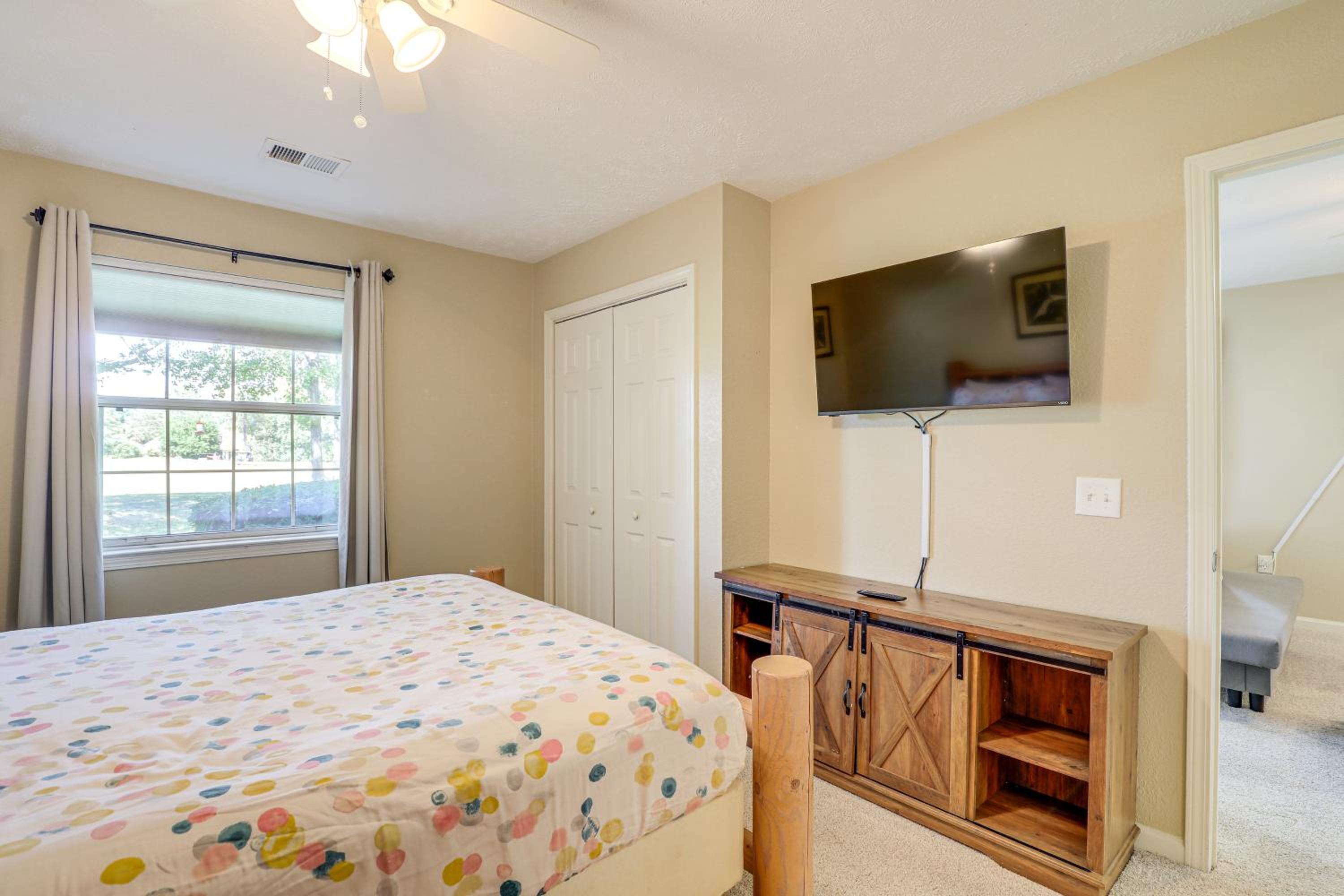 Steps to Pool and Golf! Family Myrtle Beach Retreat