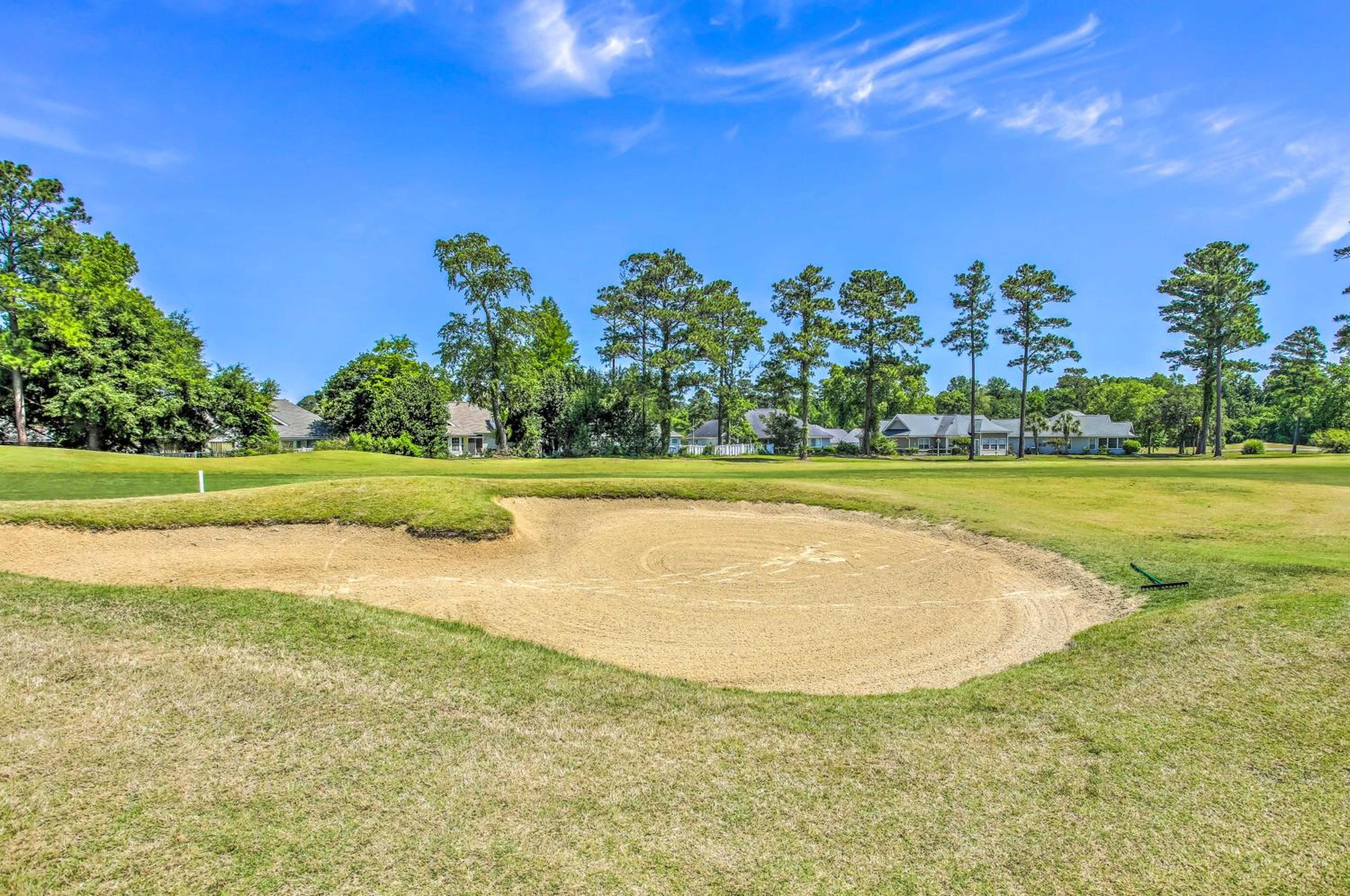 Steps to Pool and Golf! Family Myrtle Beach Retreat