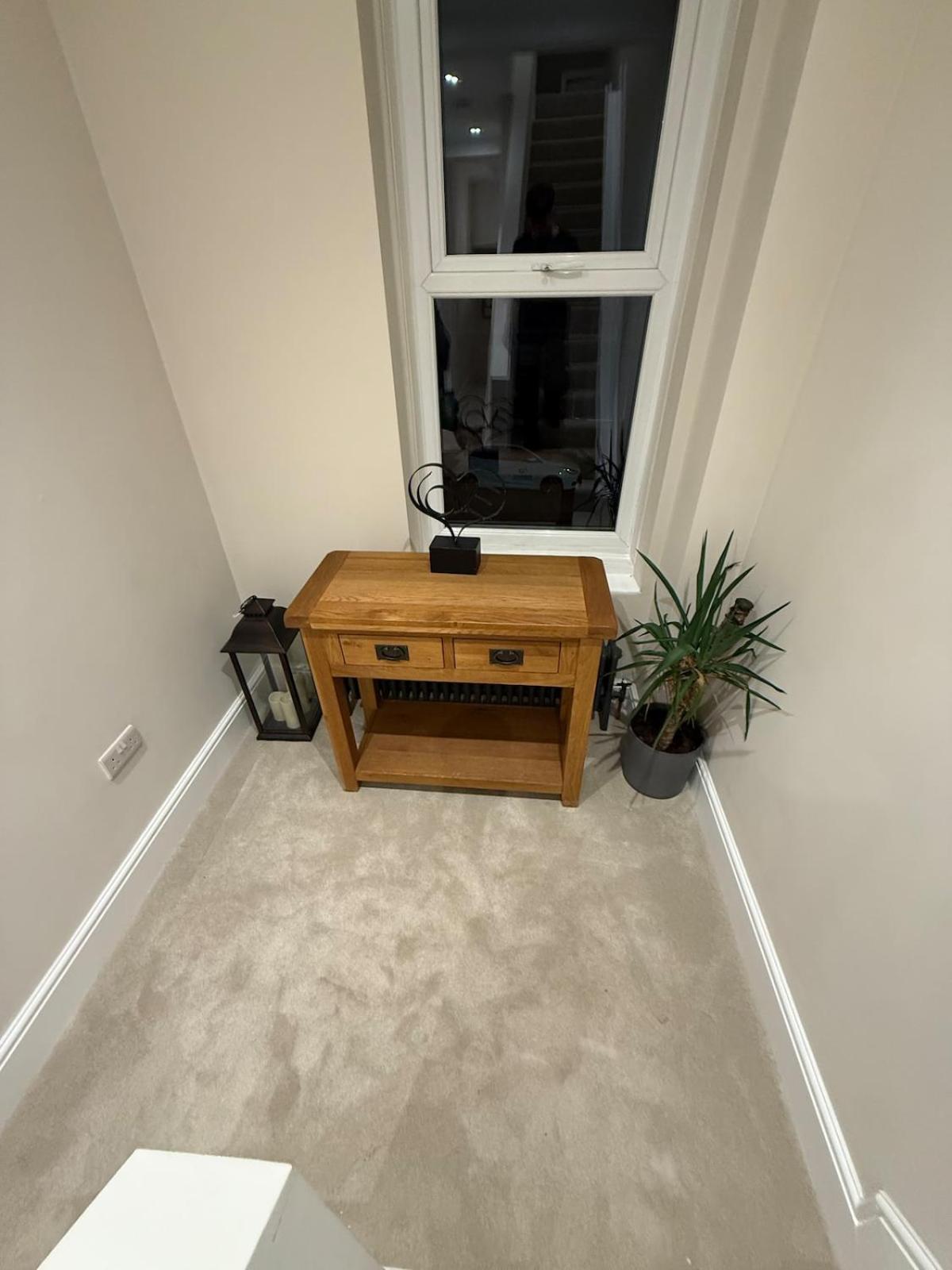 Modern 2 Bed 2 Bath Apartment in Prime Jesmond Location