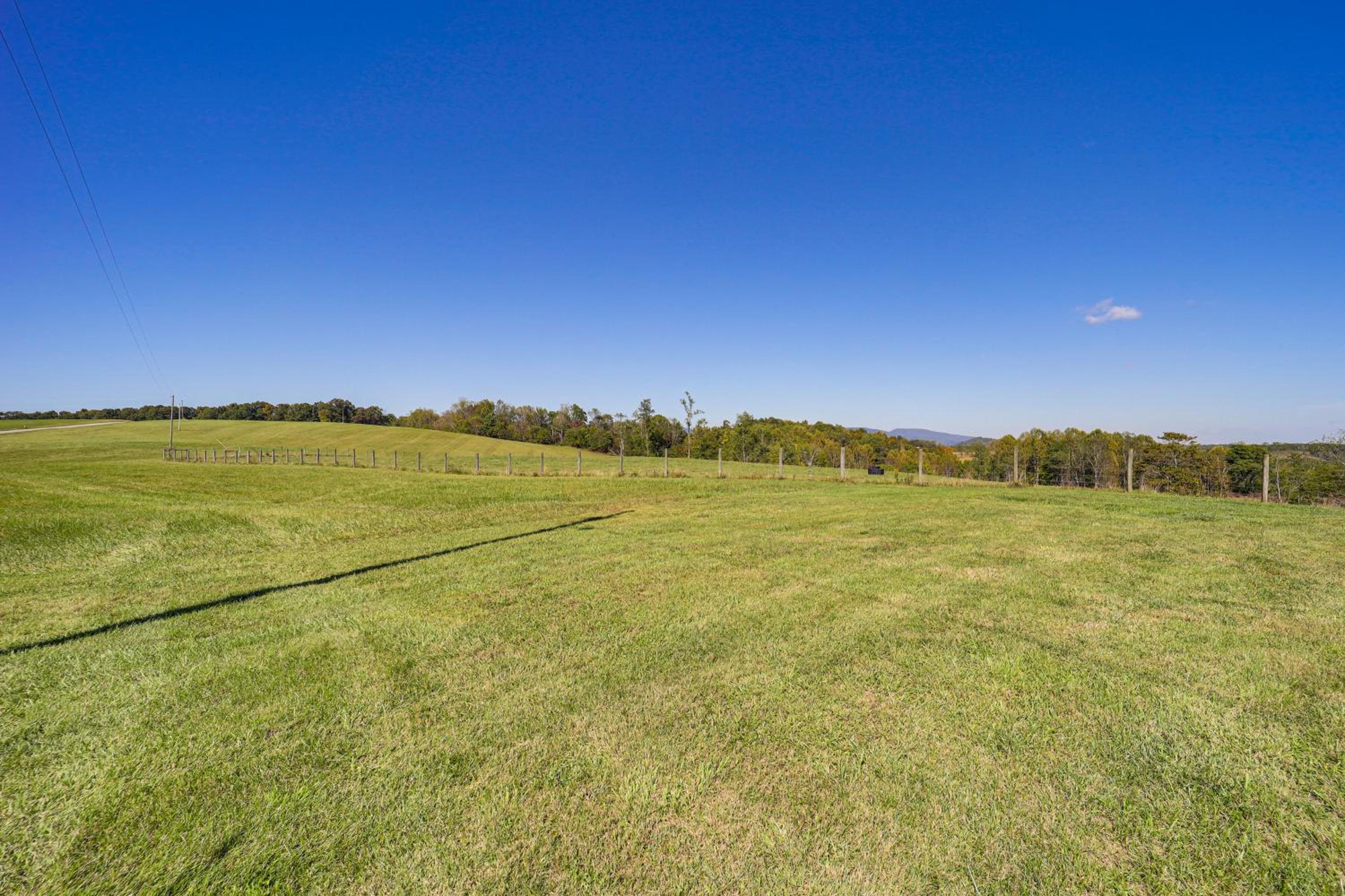 Unplug and Unwind! Piney Creek Home Near State Park