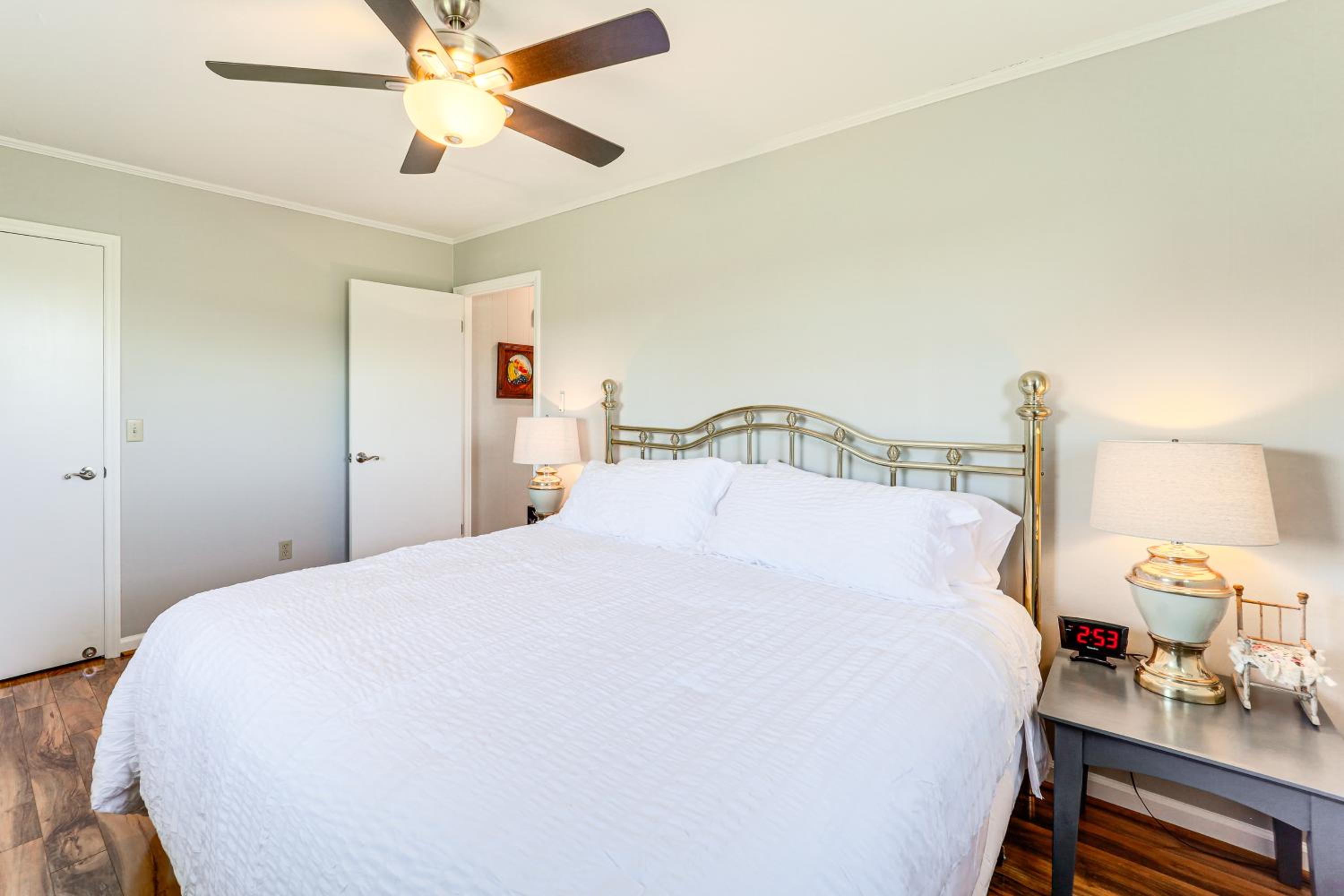 Unplug and Unwind! Piney Creek Home Near State Park