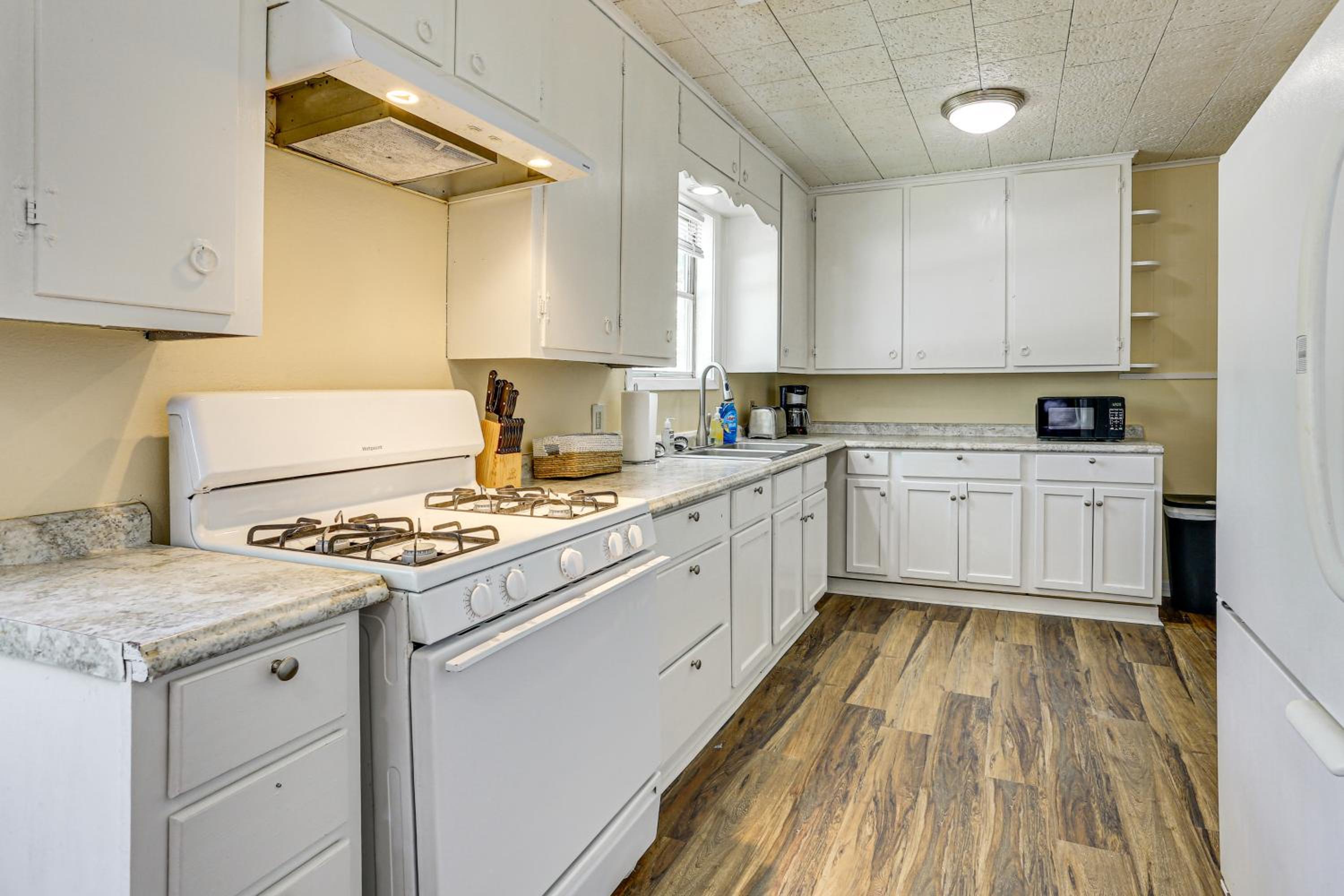 Fish and Explore Port Arthur Apt Near Sabine Lake!
