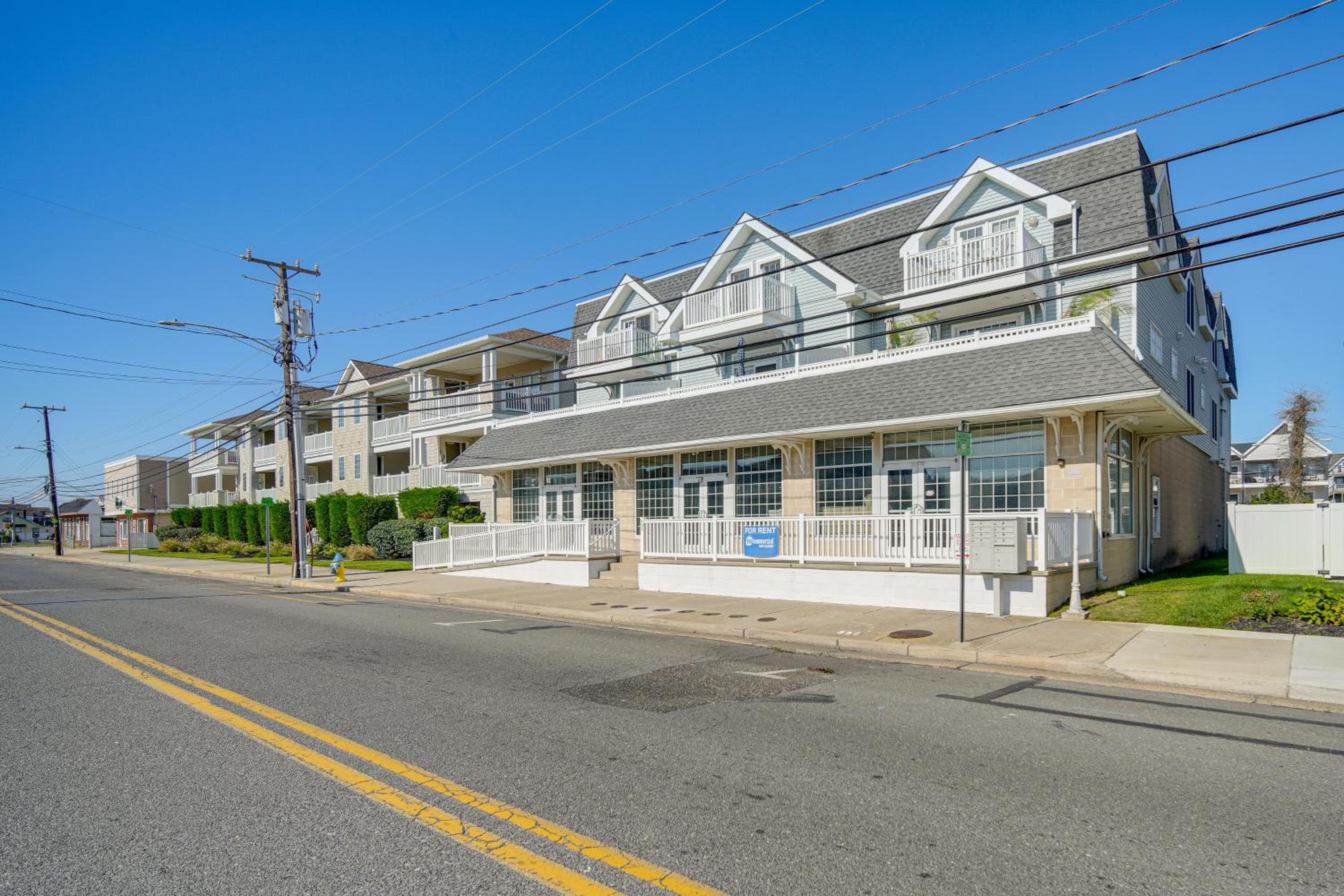 2 Blocks to Beach Cozy Retreat in Wildwood!