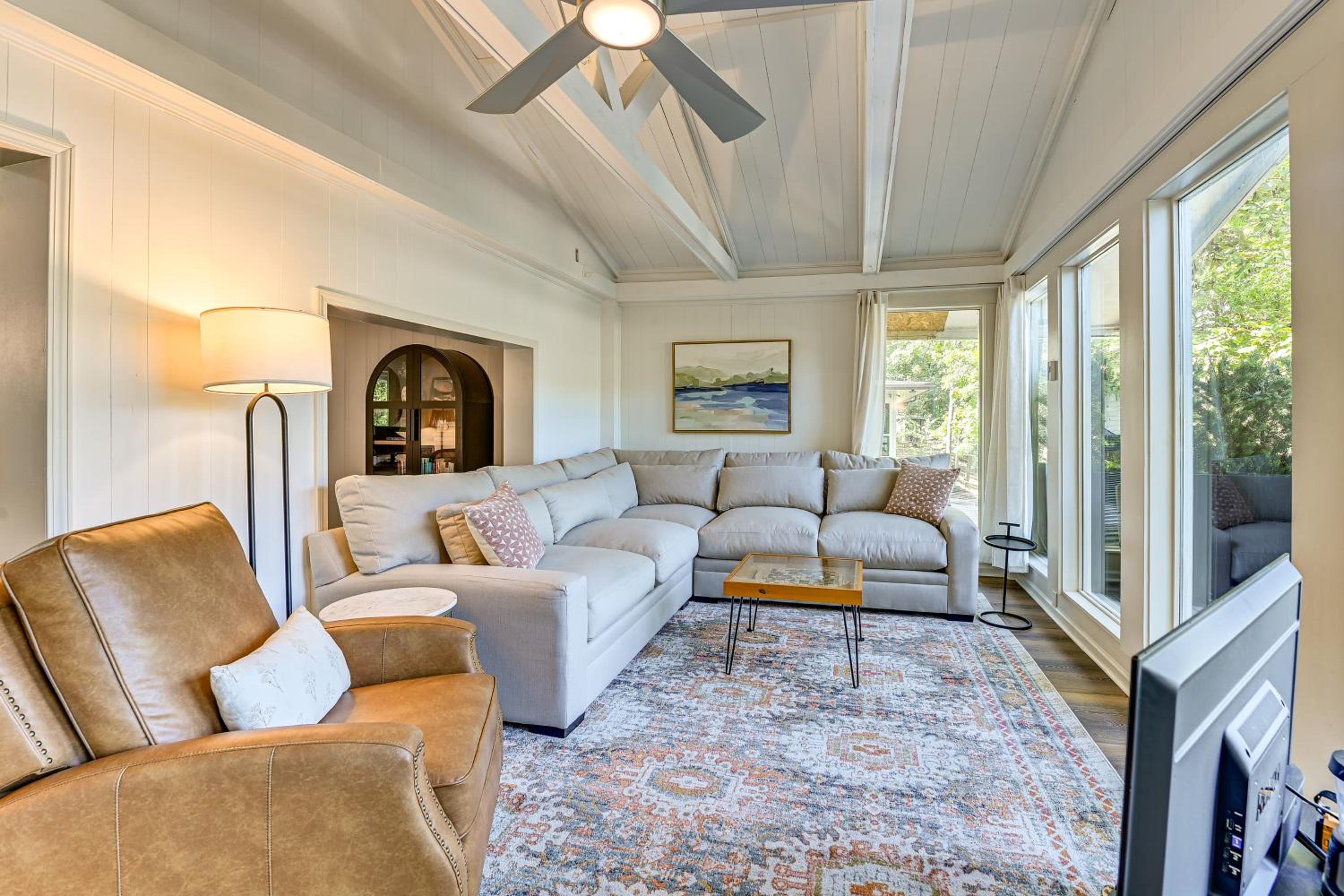 Herrington Lake Retreat with Dock, 1 Mi to Marina!