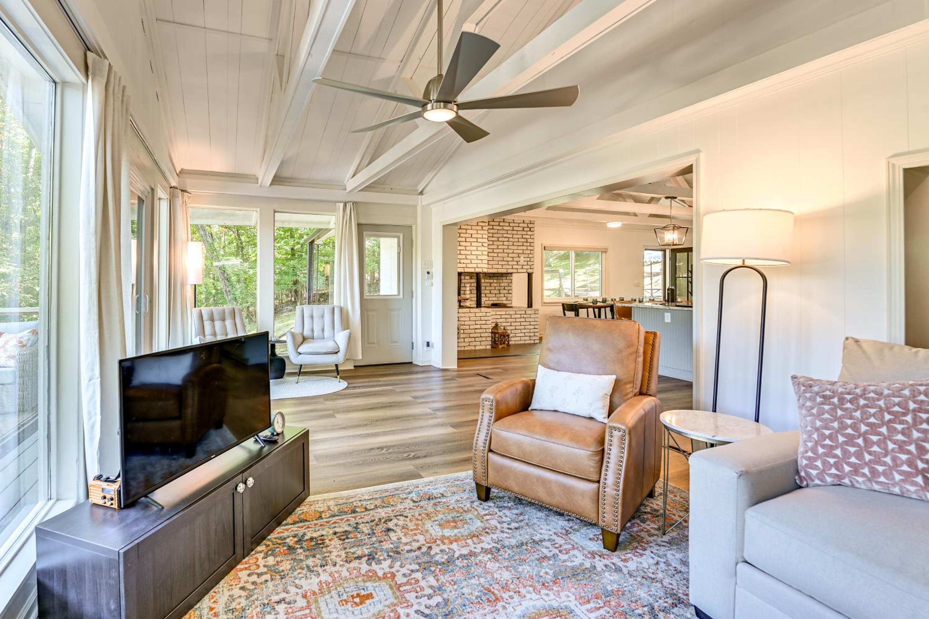 Herrington Lake Retreat with Dock, 1 Mi to Marina!