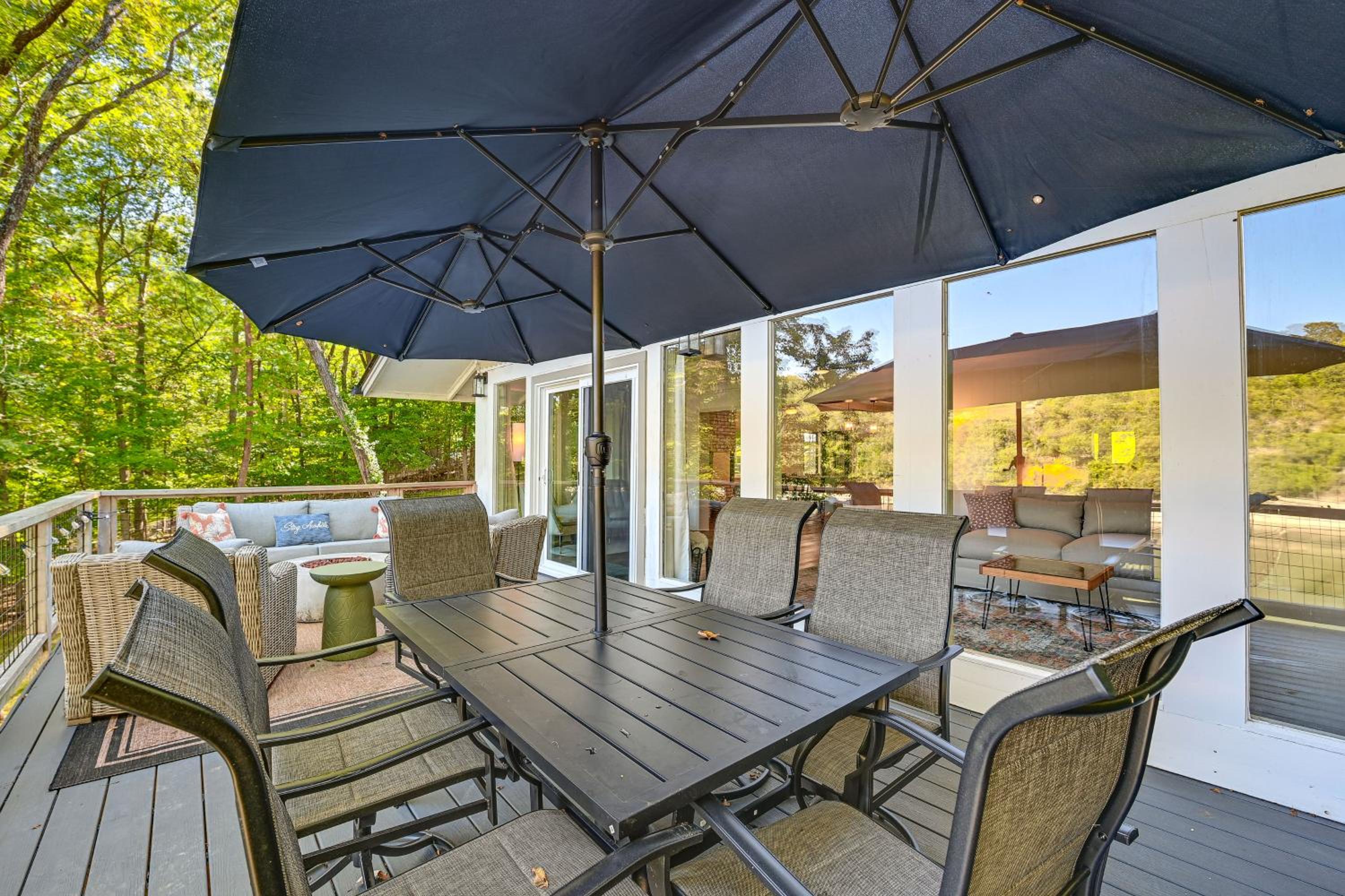 Herrington Lake Retreat with Dock, 1 Mi to Marina!