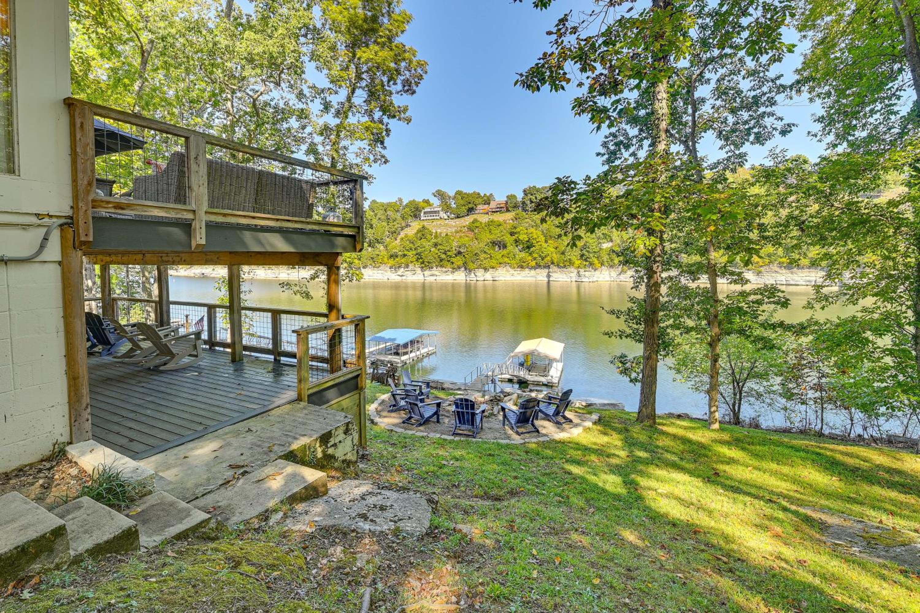 Herrington Lake Retreat with Dock, 1 Mi to Marina!