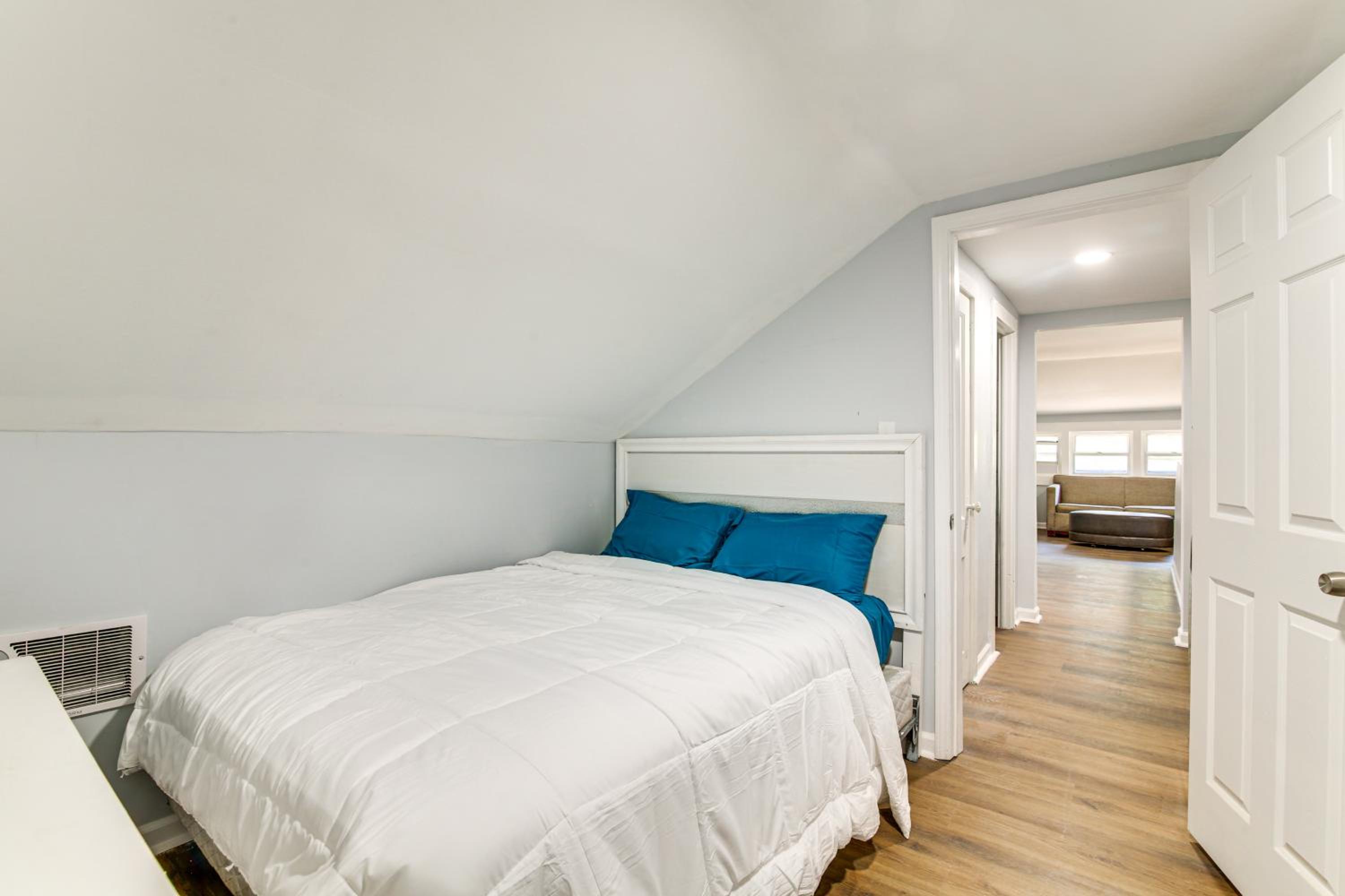 Midtown Home Near BBQ and Overton Park!