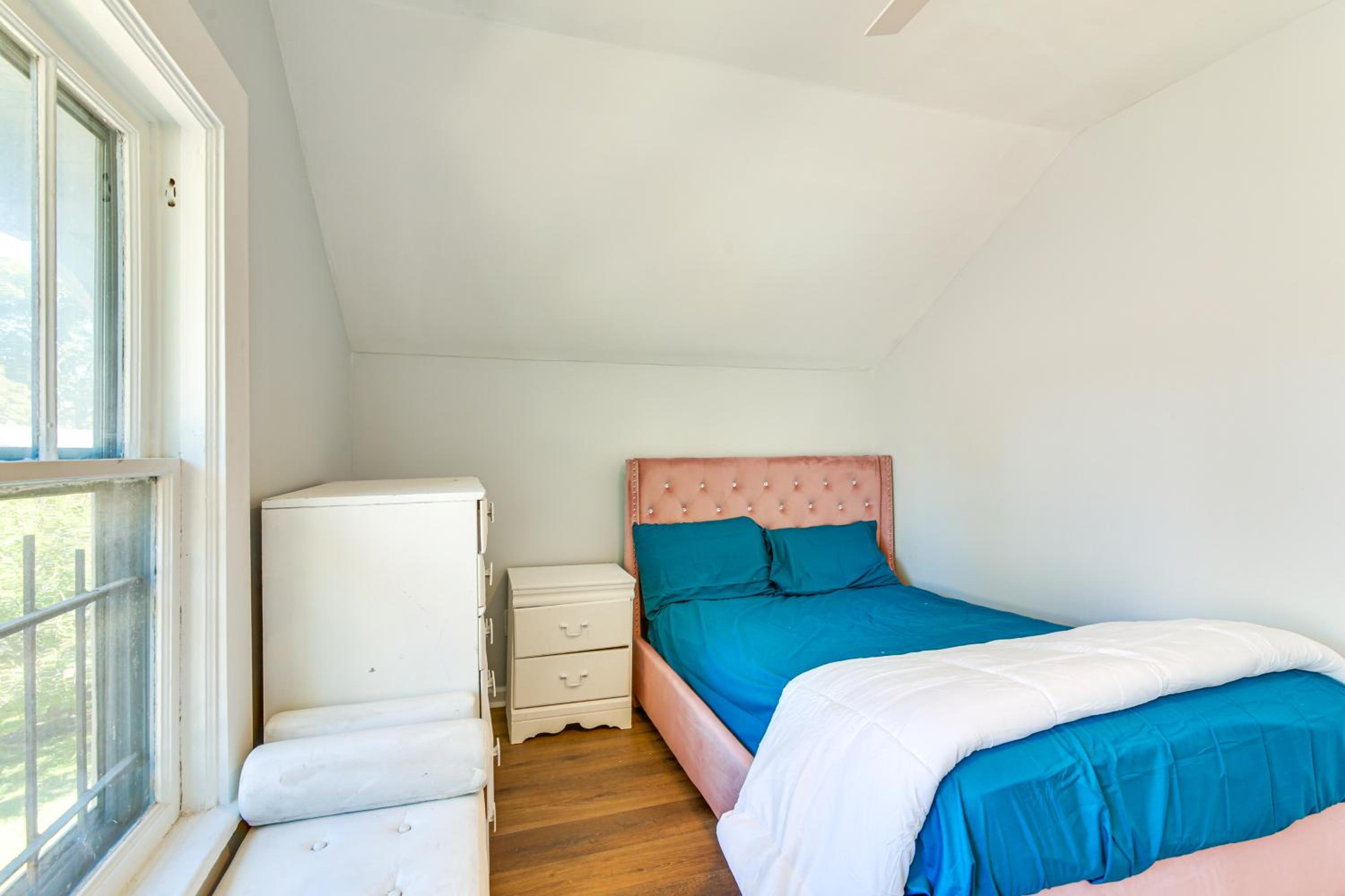 Midtown Home Near BBQ and Overton Park!