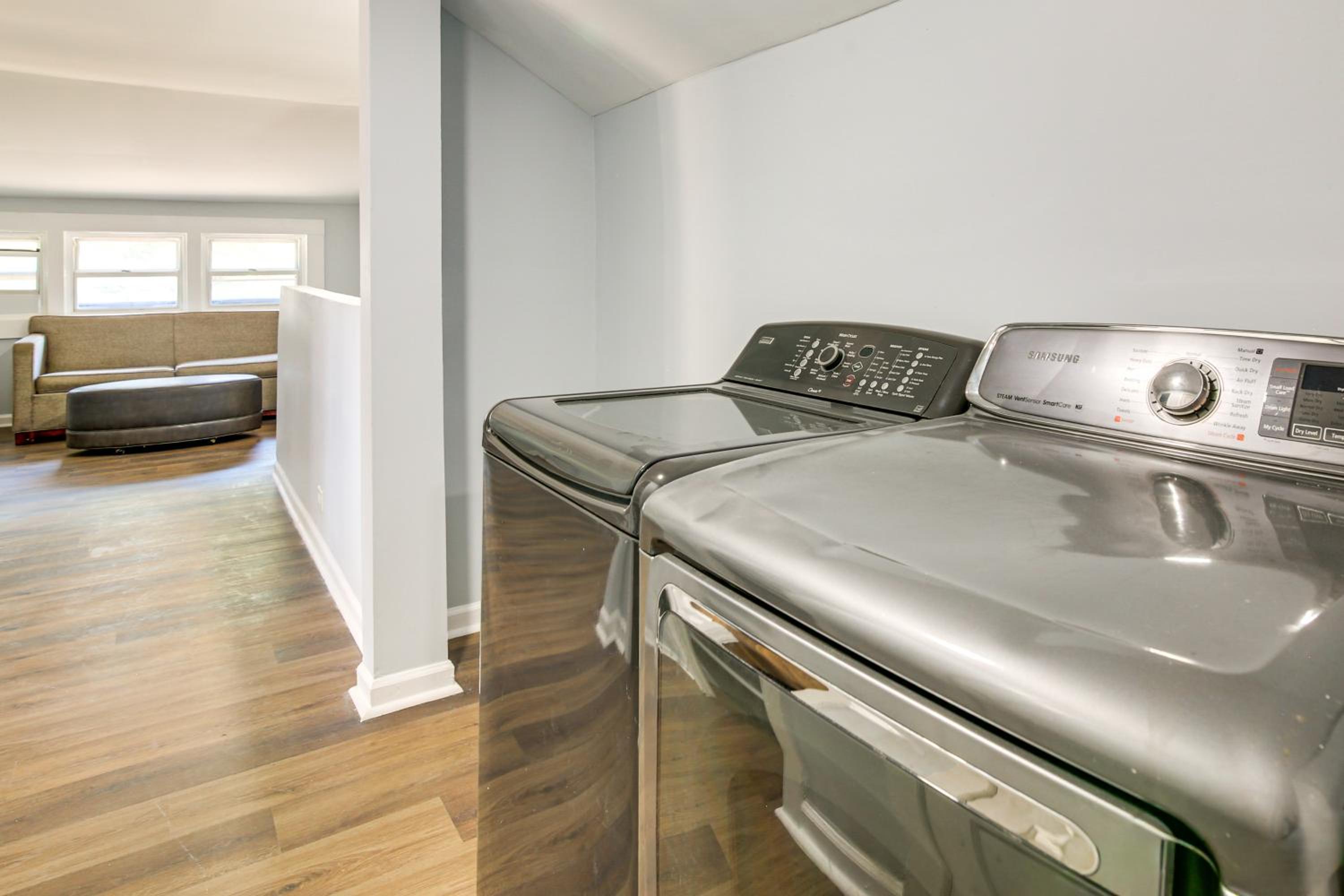 Midtown Home Near BBQ and Overton Park!